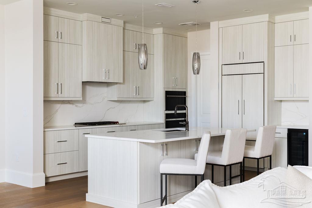 800 S Palafox St # 301