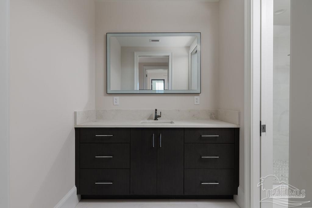 800 S Palafox St # 301