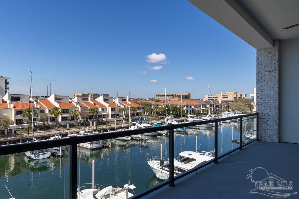 800 S Palafox St # 301