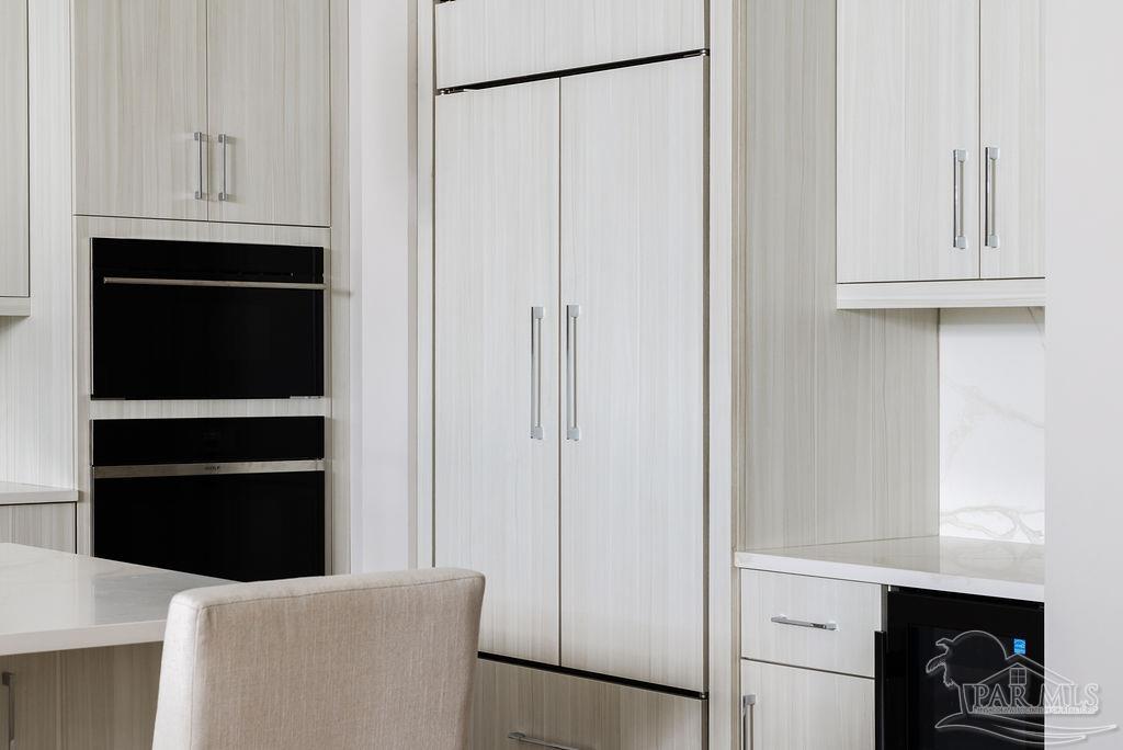 800 S Palafox St # 301