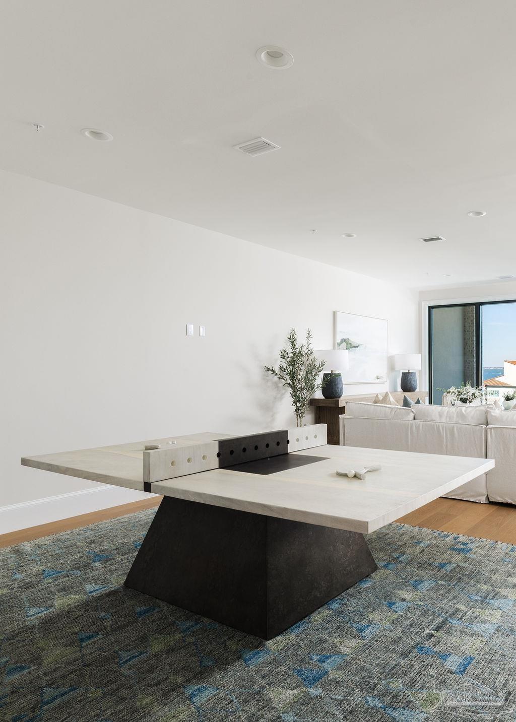 800 S Palafox St # 301