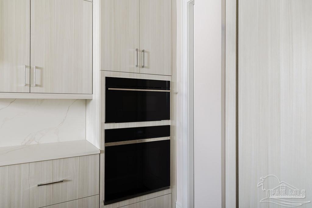 800 S Palafox St # 301