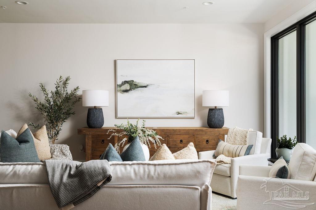 800 S Palafox St # 301