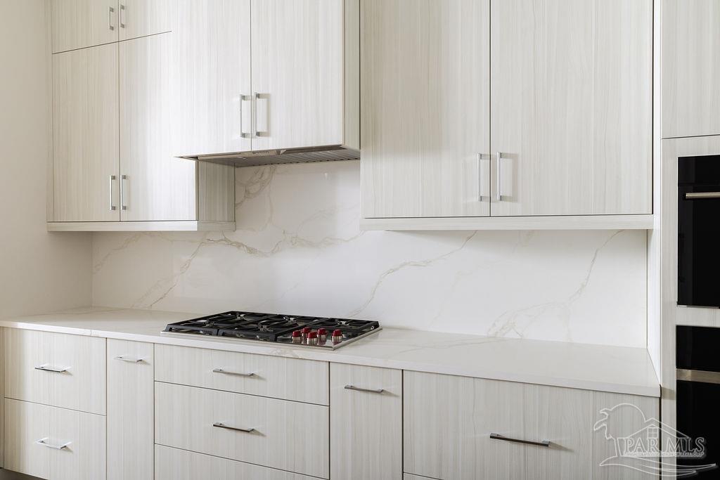 800 S Palafox St # 301