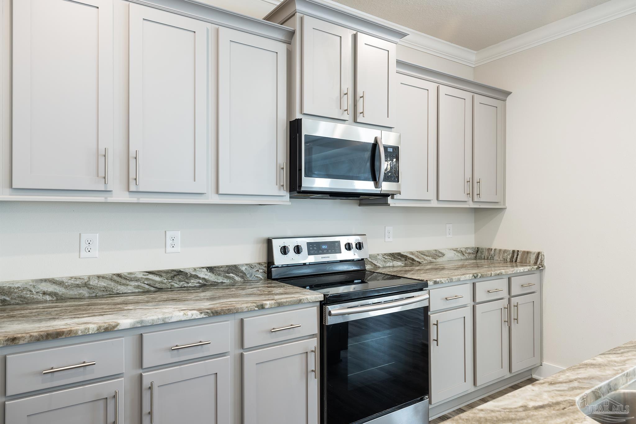 1940 Cambridge Park Dr