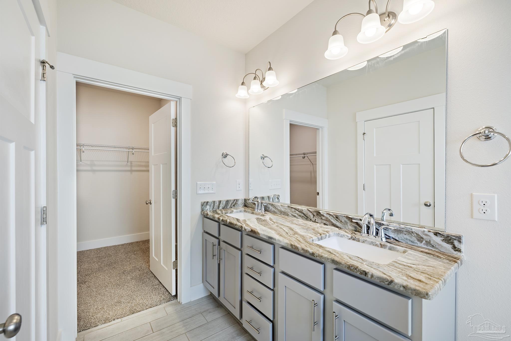 1940 Cambridge Park Dr