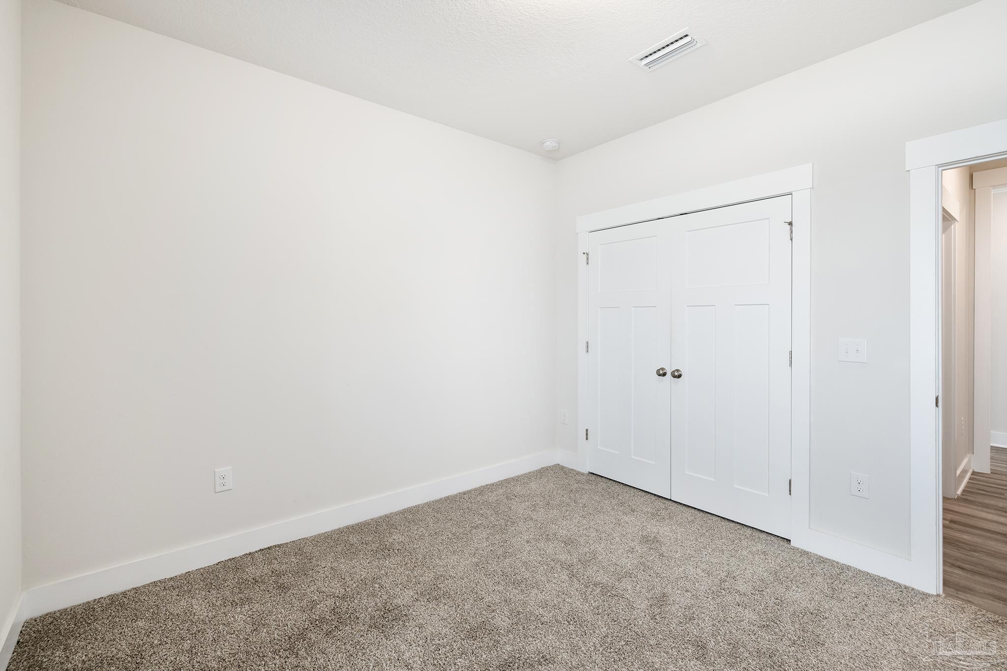 1940 Cambridge Park Dr