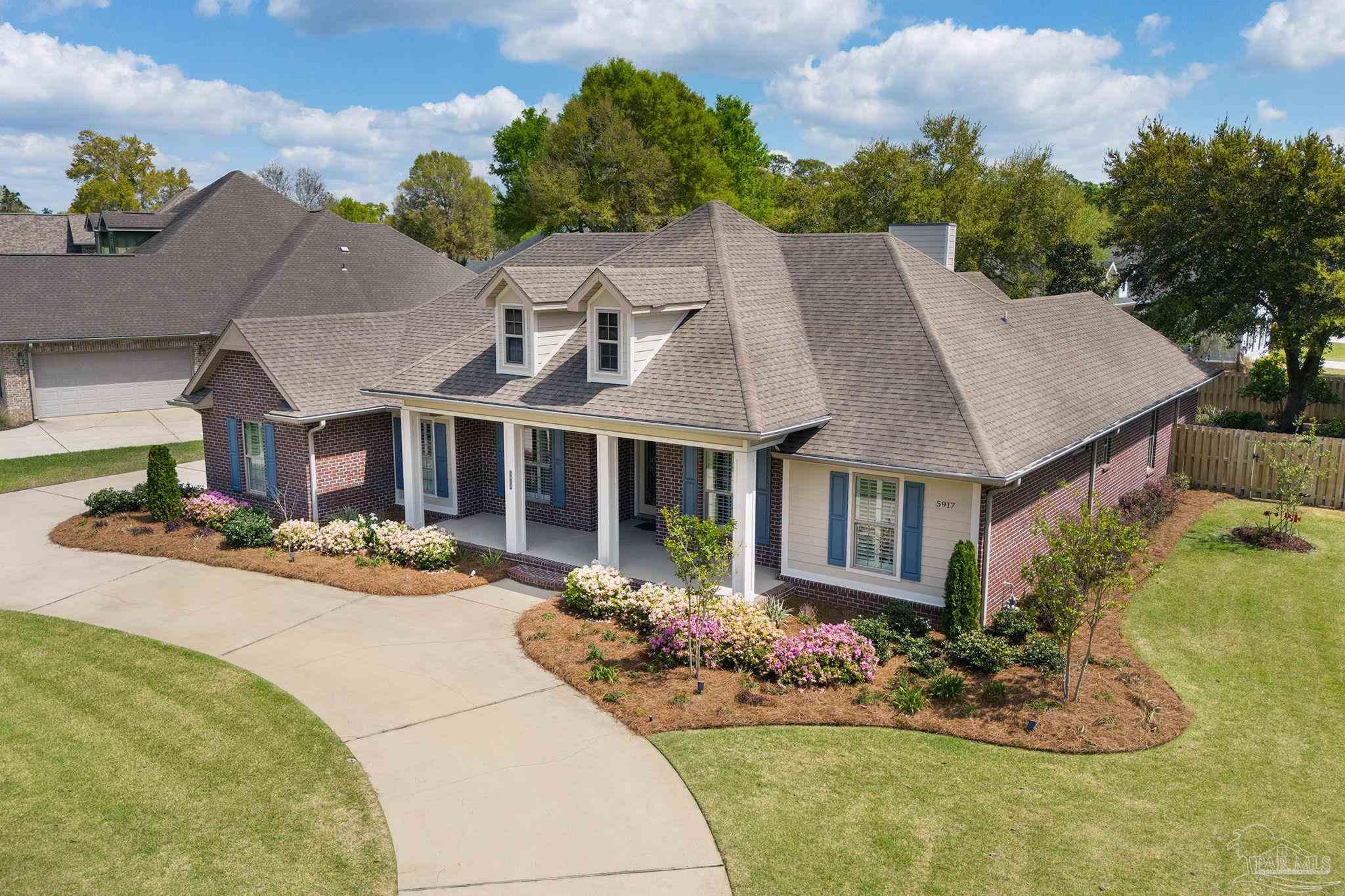 5917 Dahoon Dr