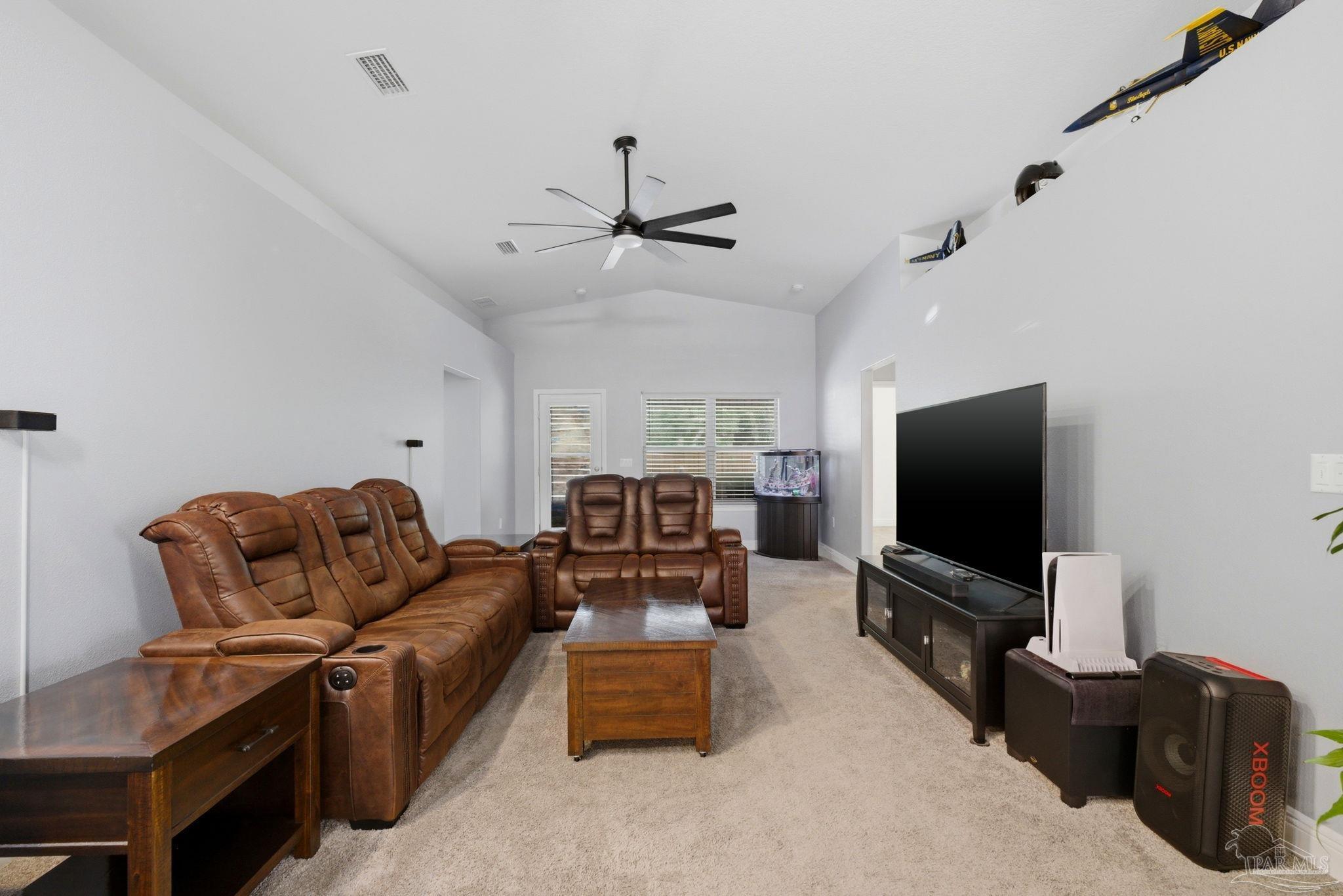 8803 Derby Ln