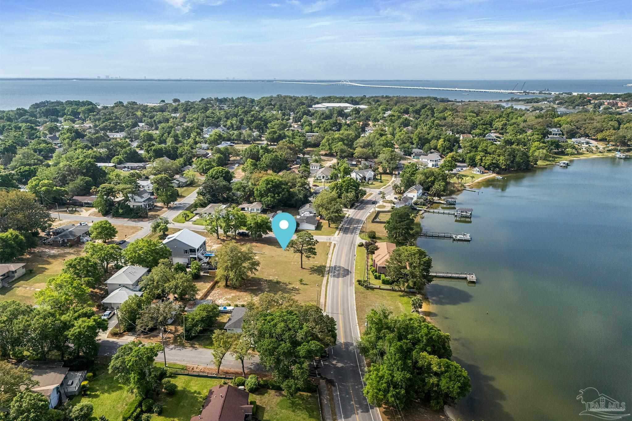 1206 Bayou Blvd