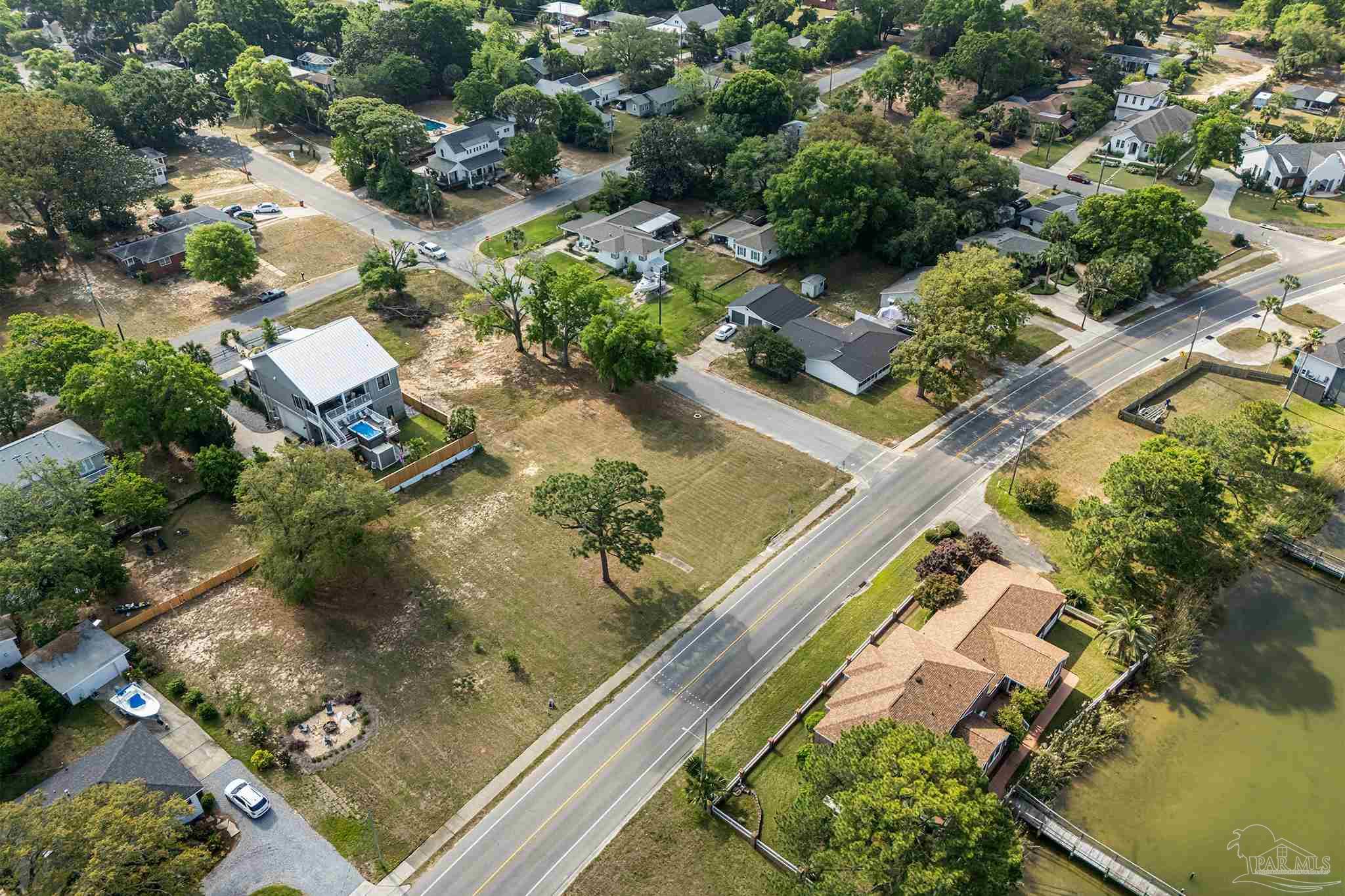 1206 Bayou Blvd
