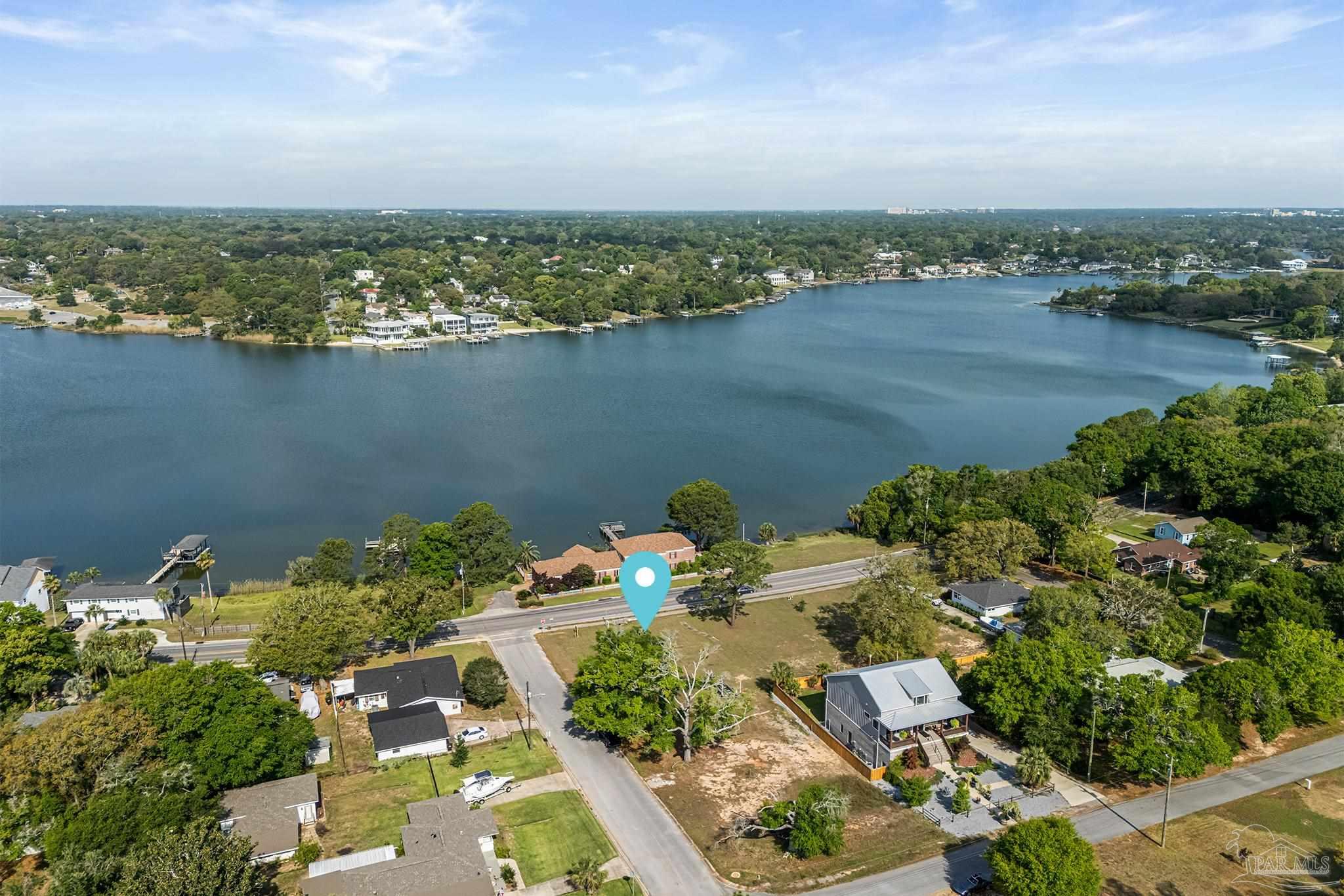 1206 Bayou Blvd