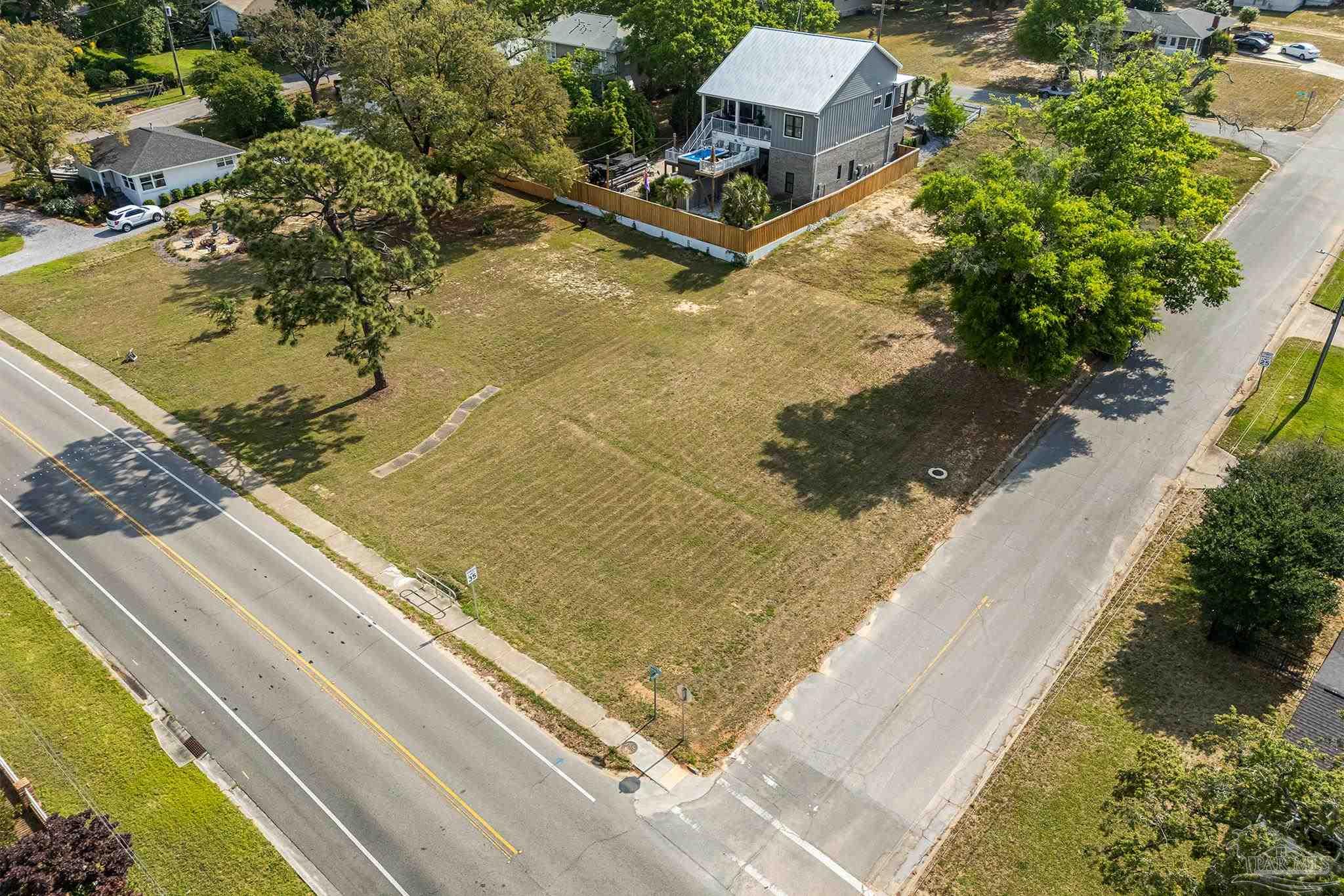 1206 Bayou Blvd