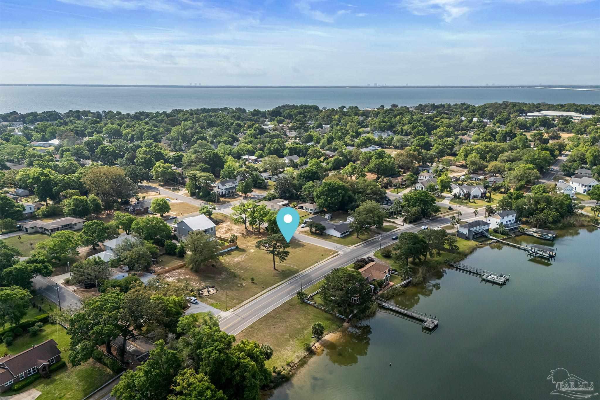 1206 Bayou Blvd