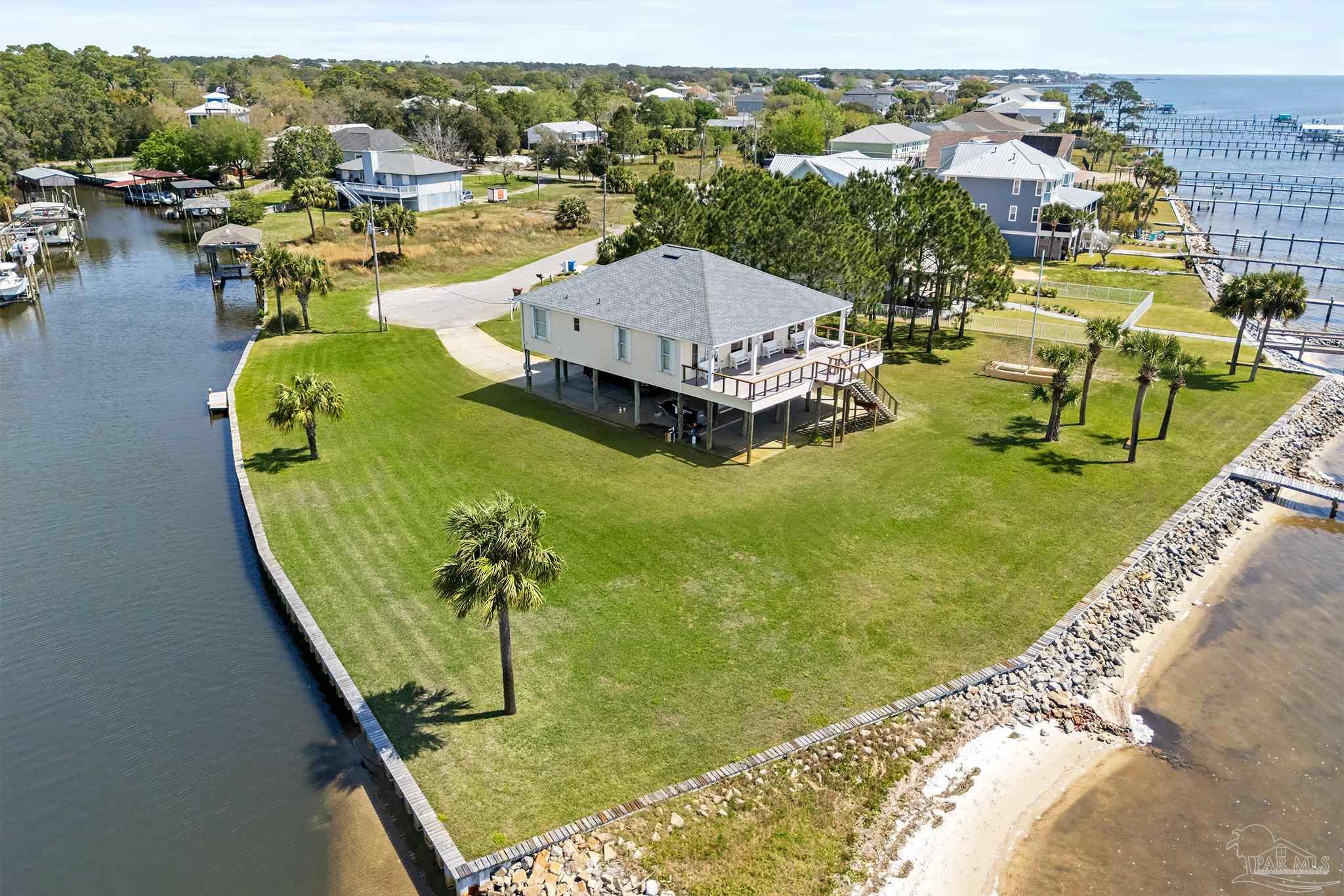 1002 Magnolia Ln