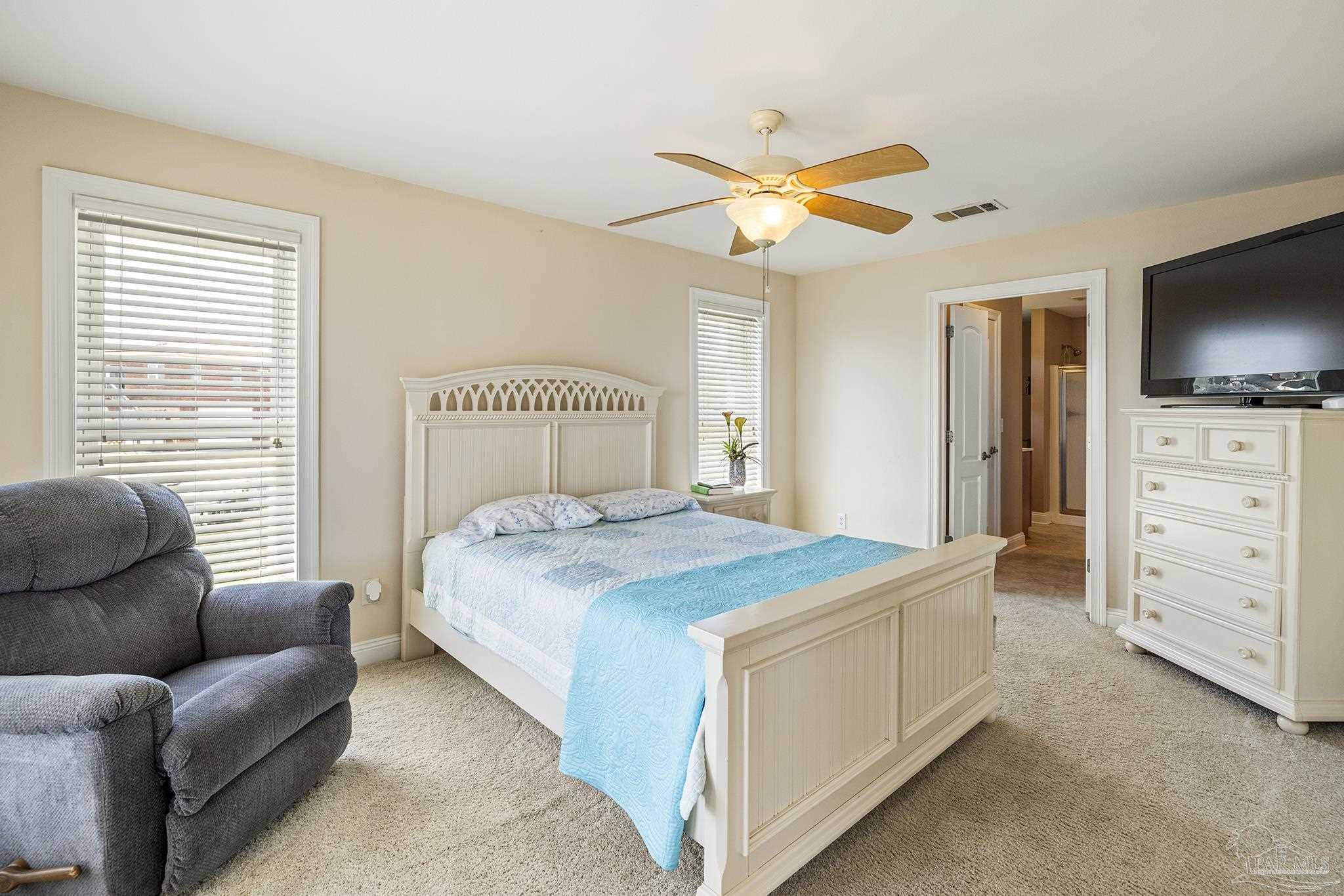1002 Magnolia Ln