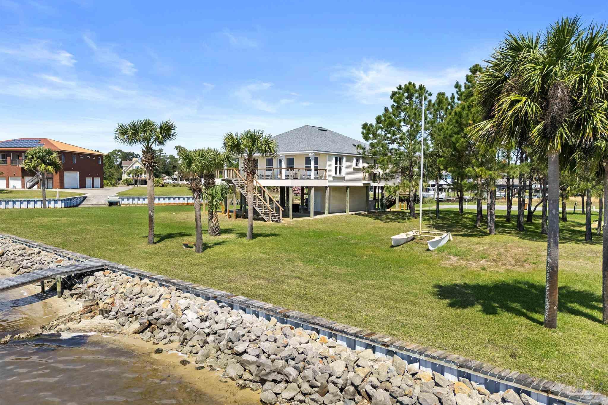 1002 Magnolia Ln