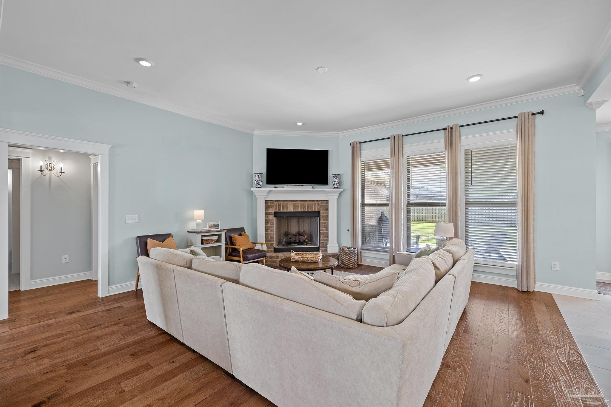 6059 Huntington Creek Blvd