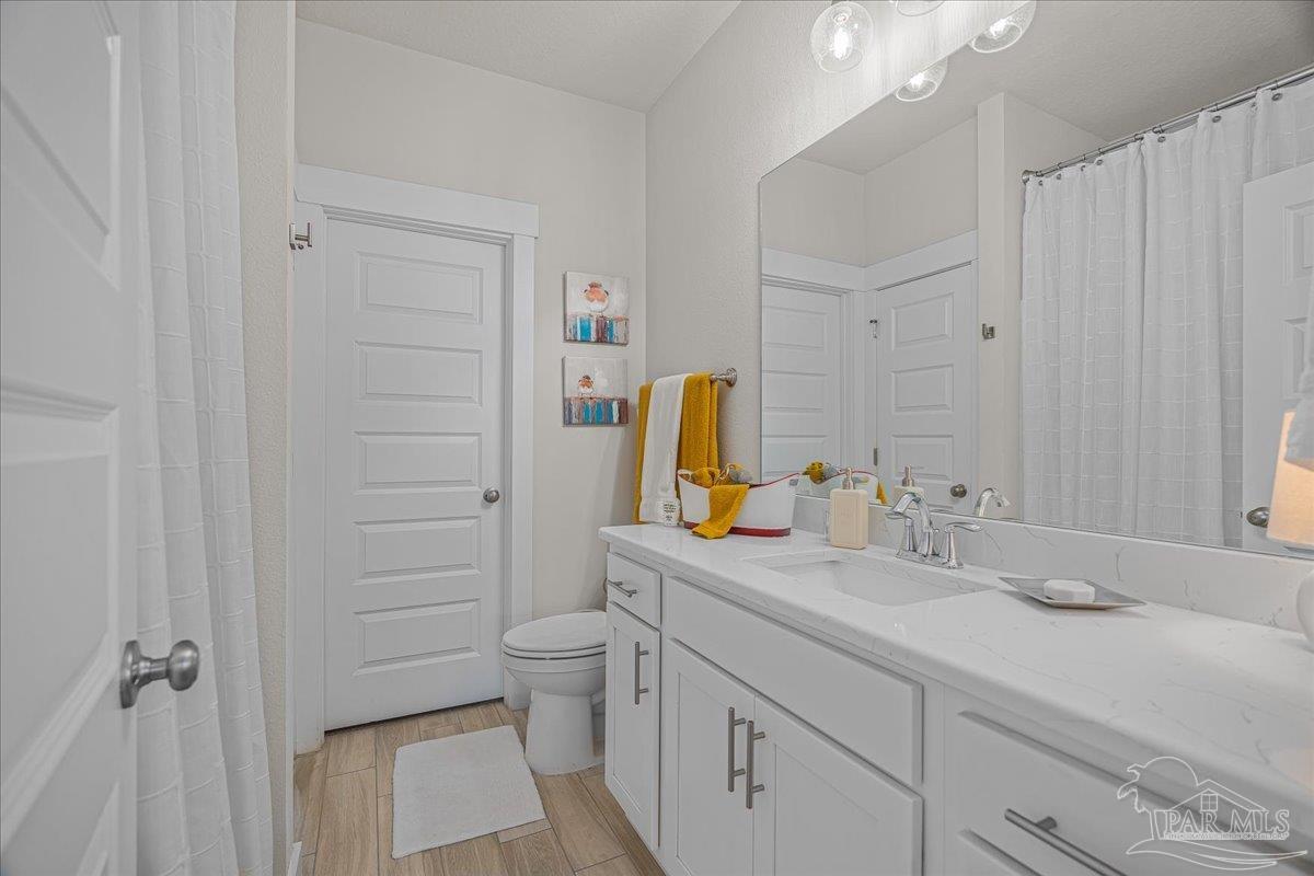 1947 Refuge Cir