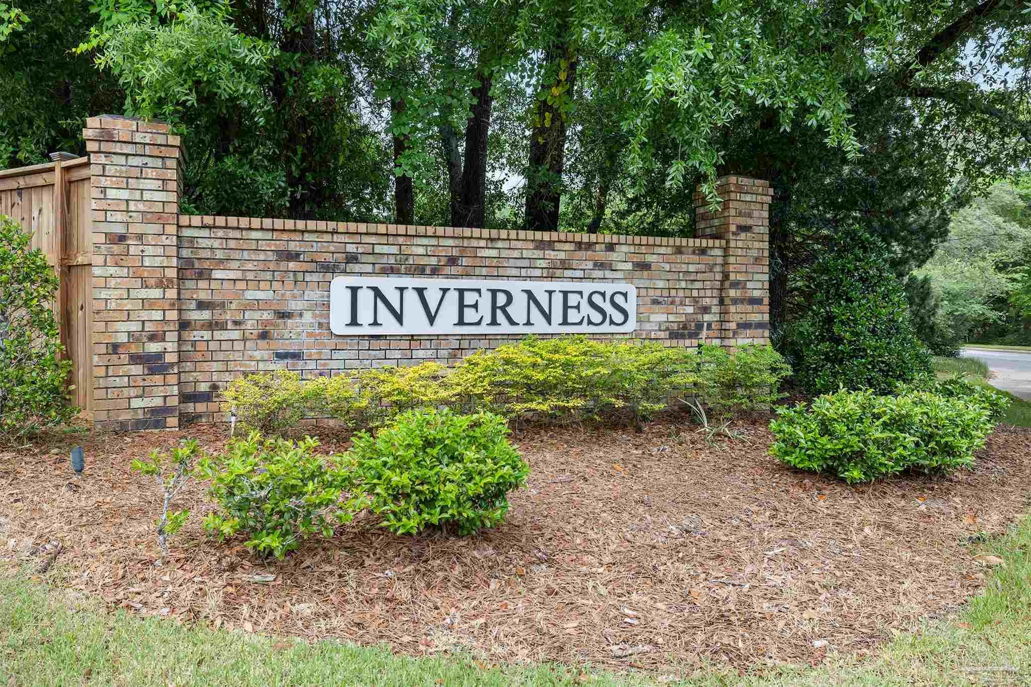 2351 Inverness Dr