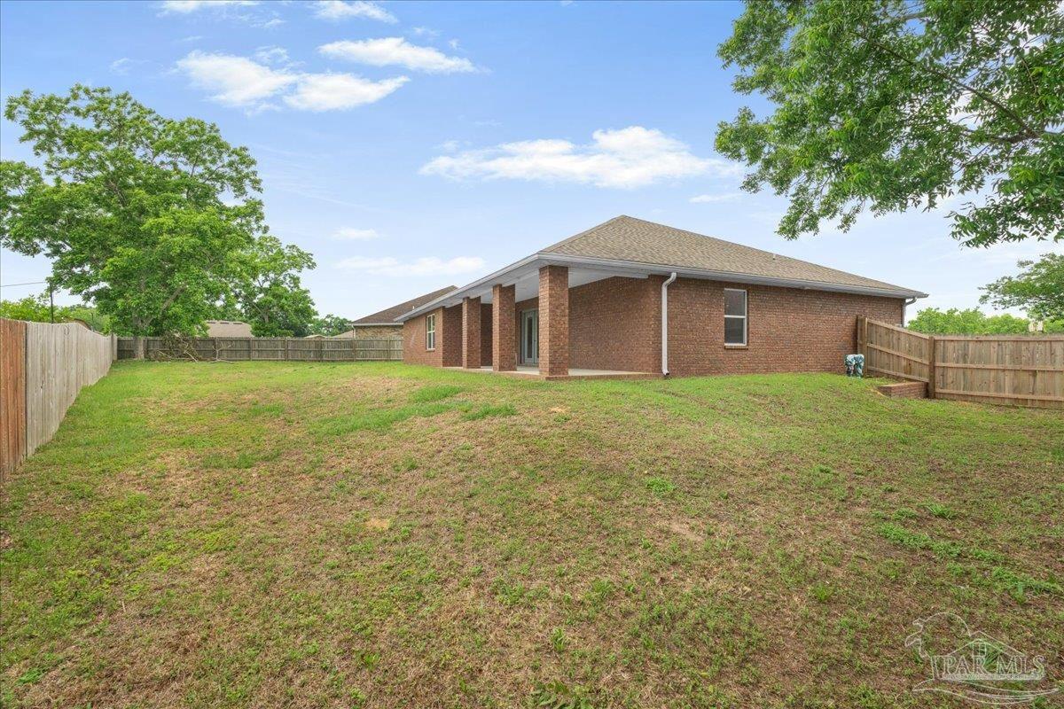 8709 Lamont Rd