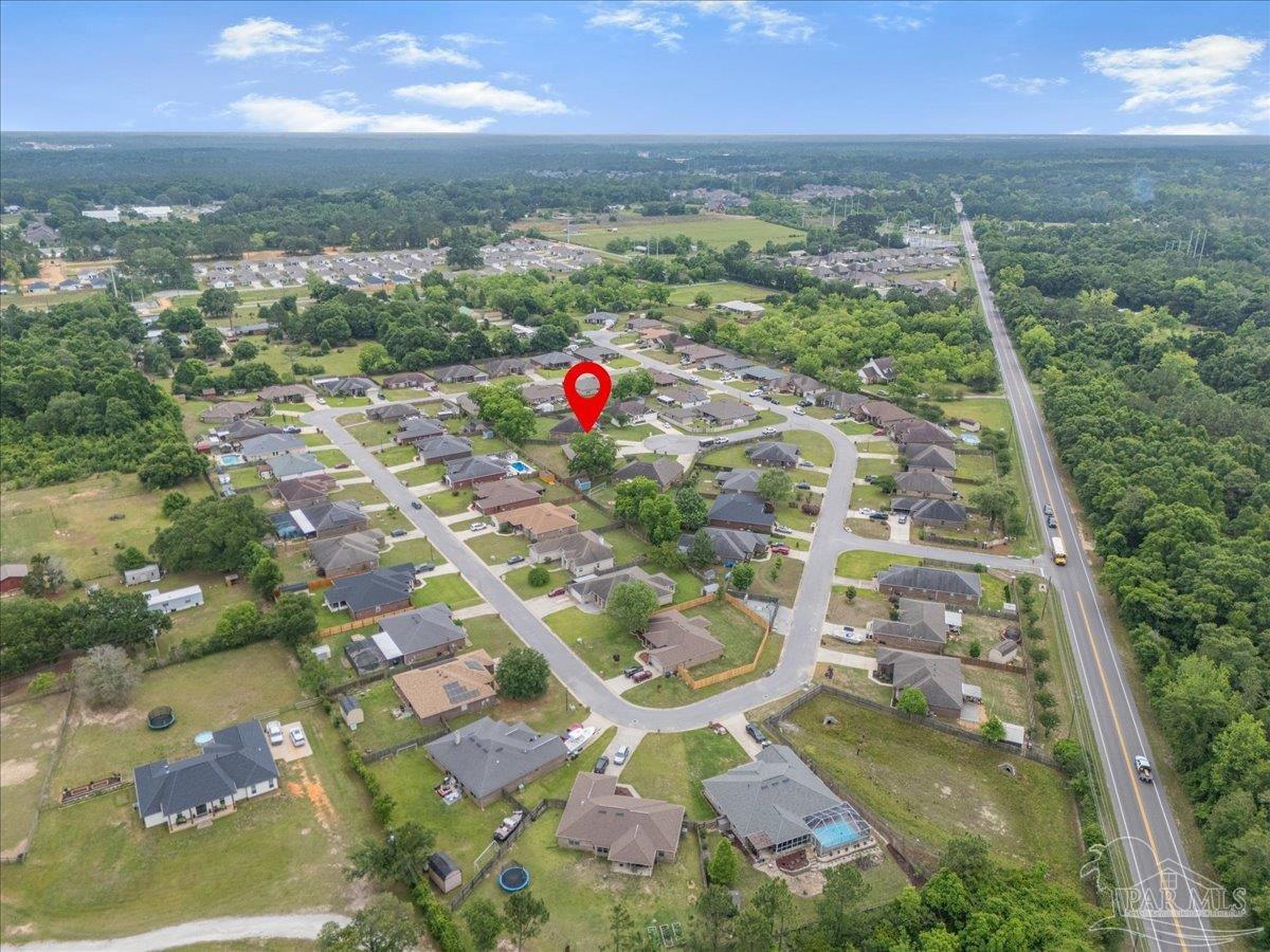 8709 Lamont Rd