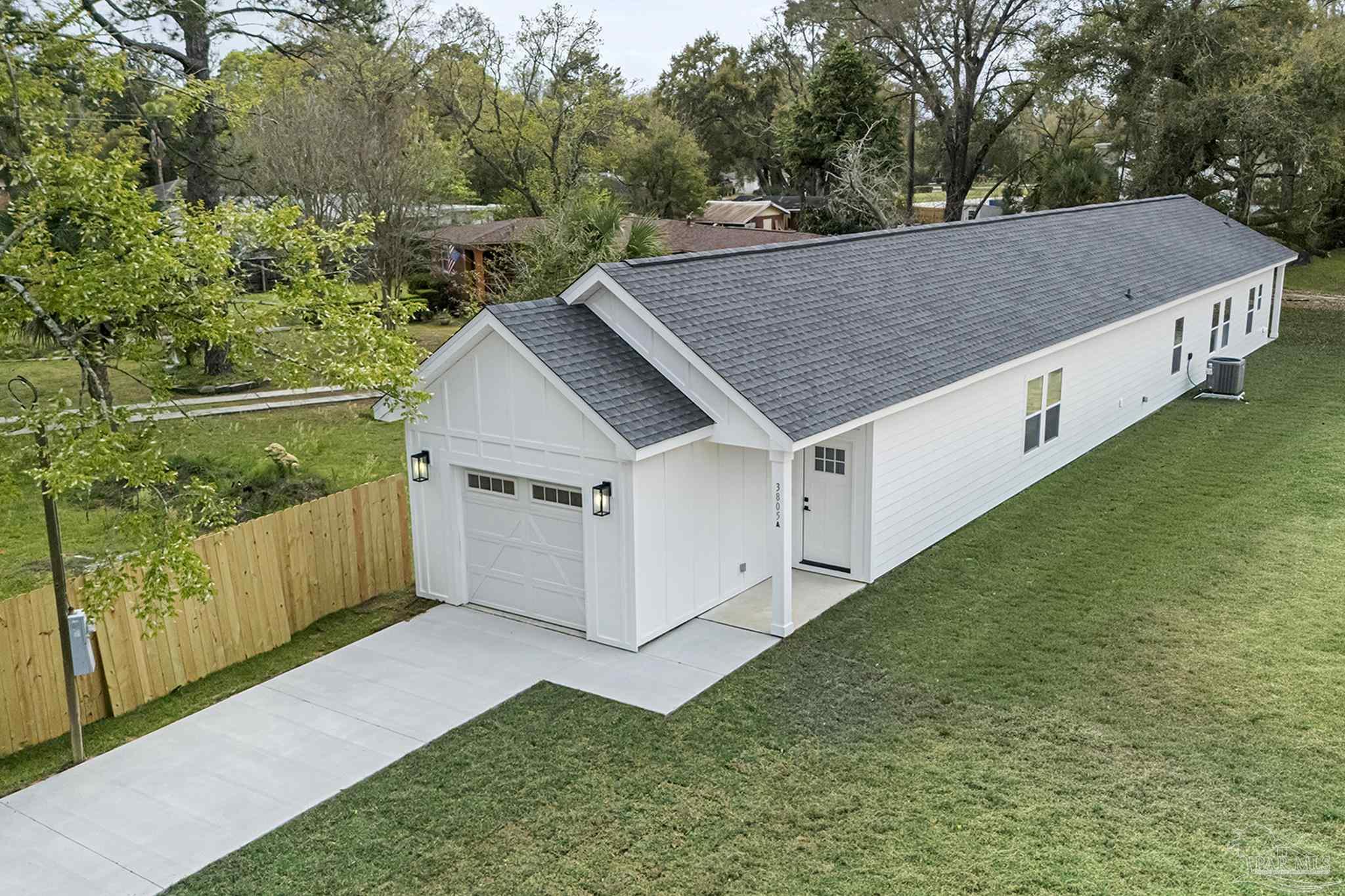 3805 N 10th Ave