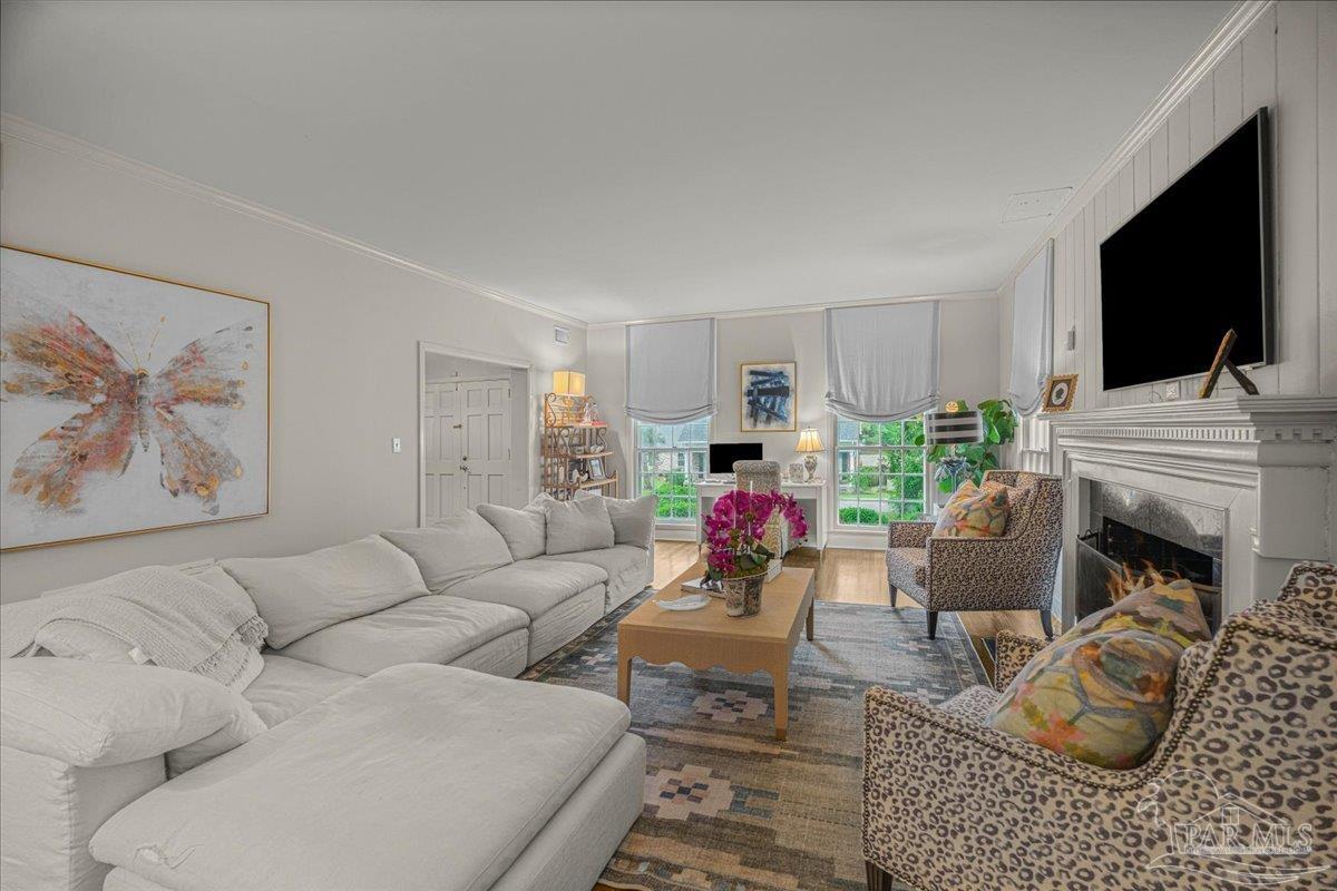 3361 Palermo Dr