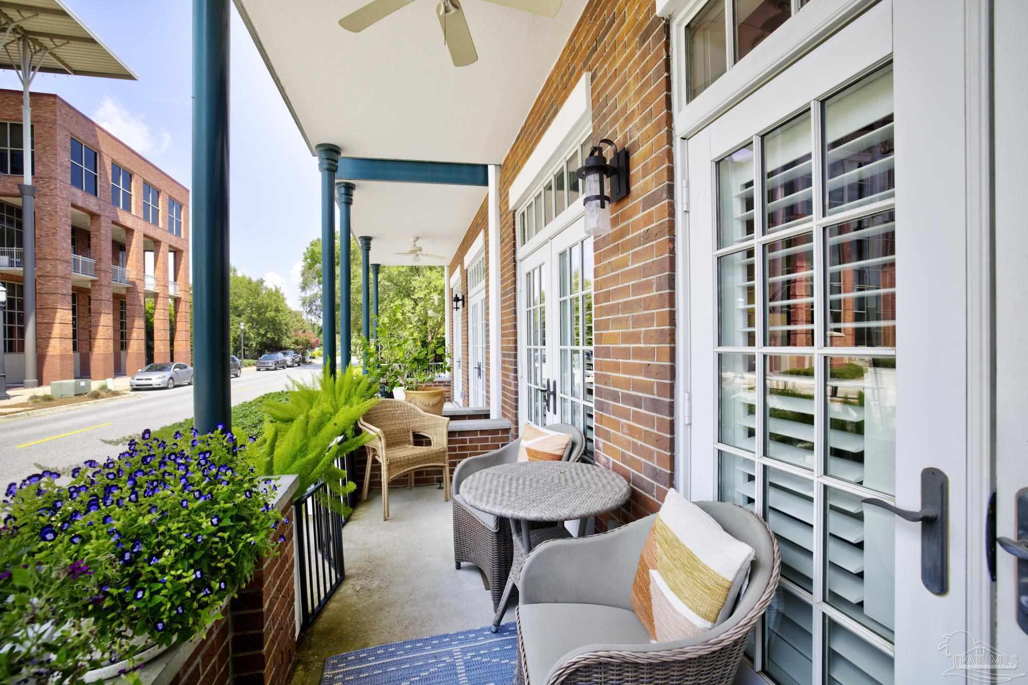 415 E Romana St # 104