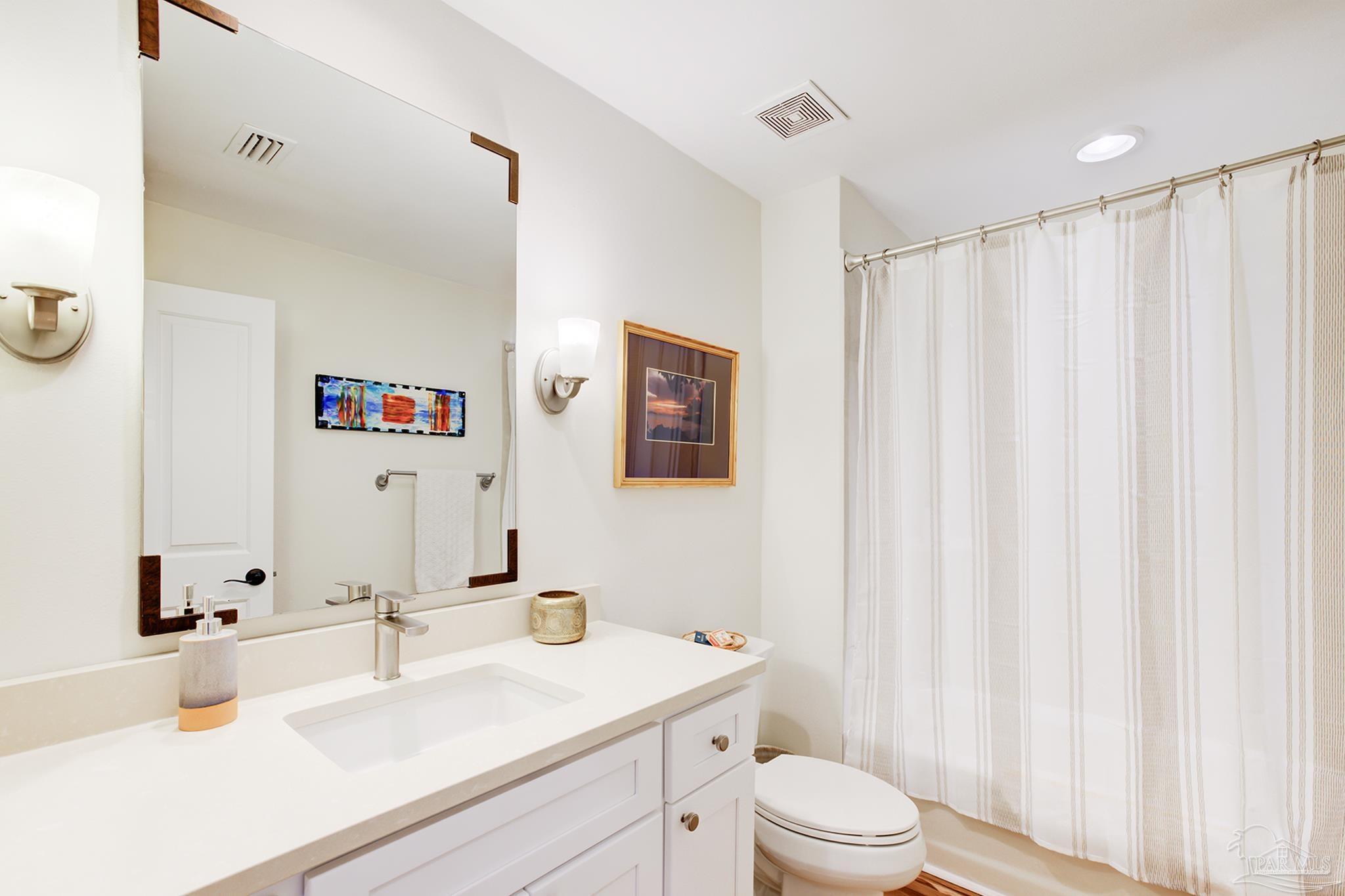 415 E Romana St # 104