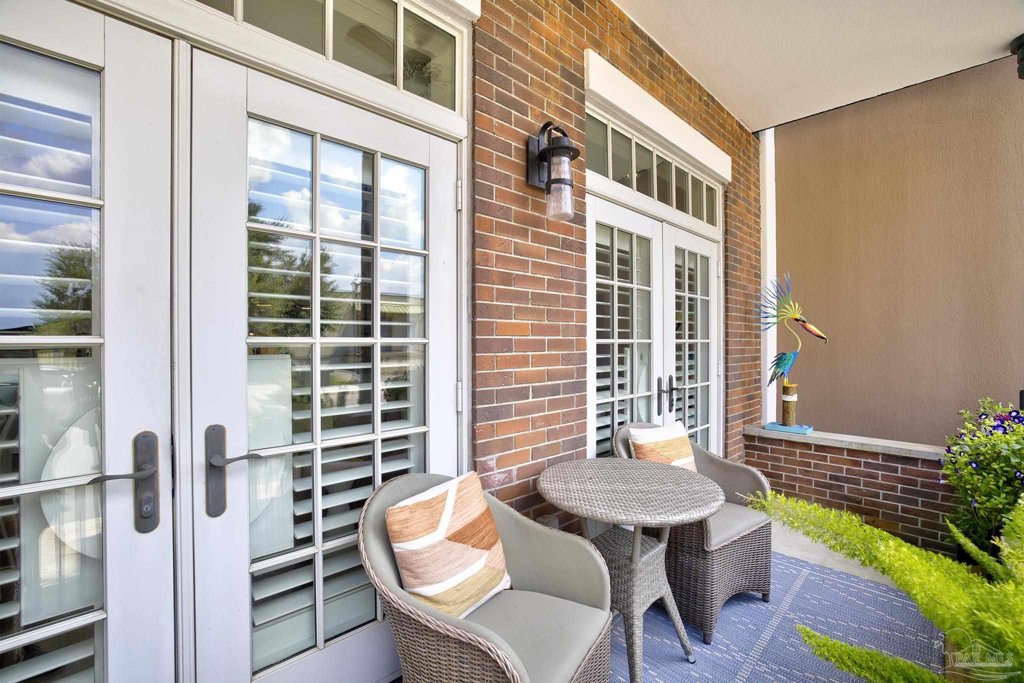 415 E Romana St # 104