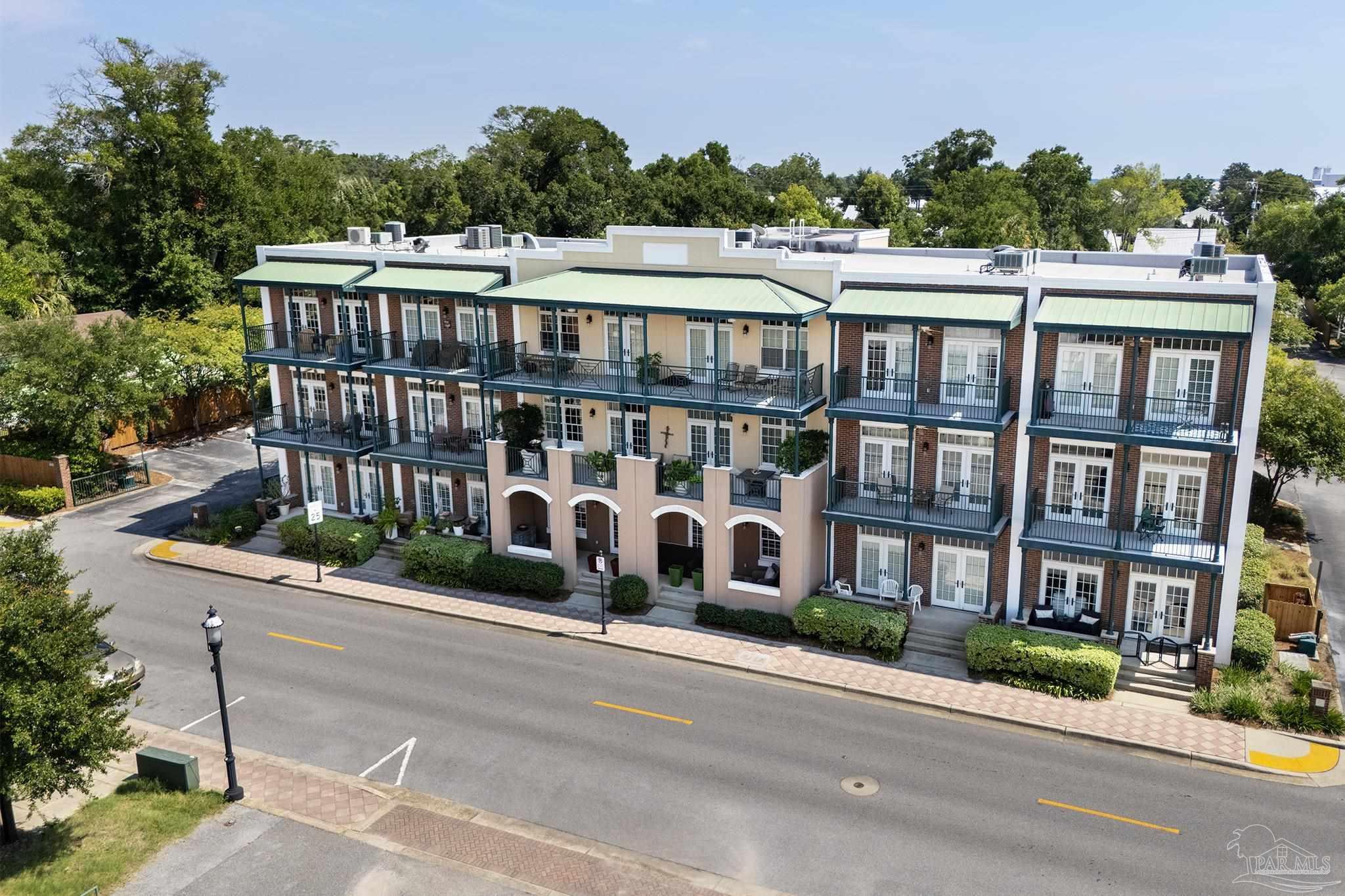 415 E Romana St # 104
