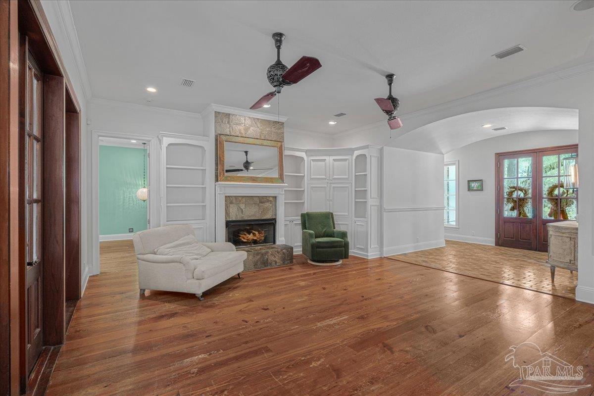 112 Chipley Ave
