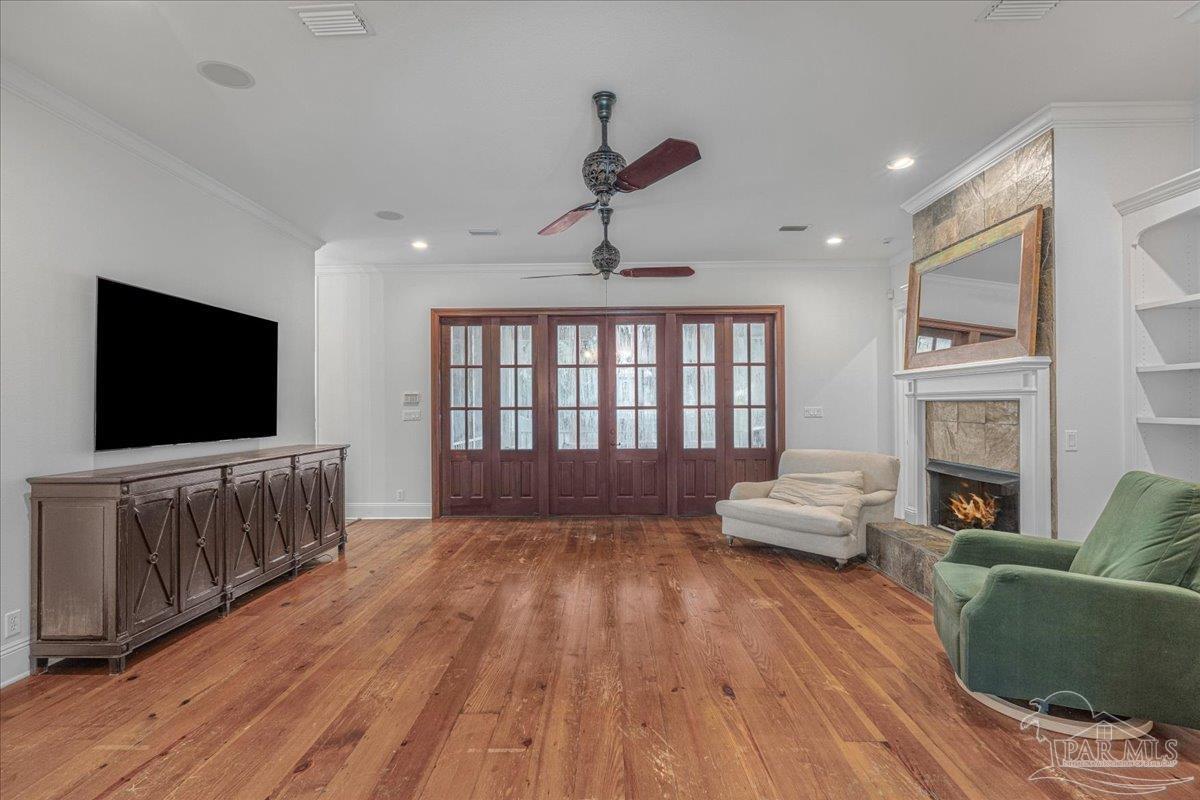 112 Chipley Ave