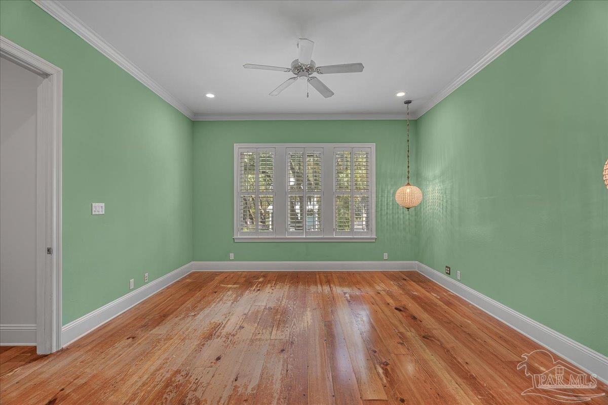 112 Chipley Ave