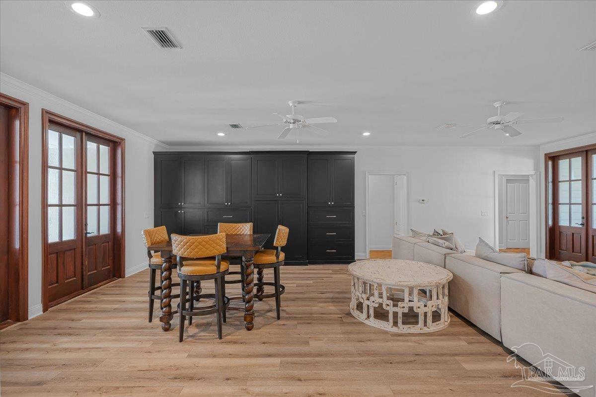 112 Chipley Ave