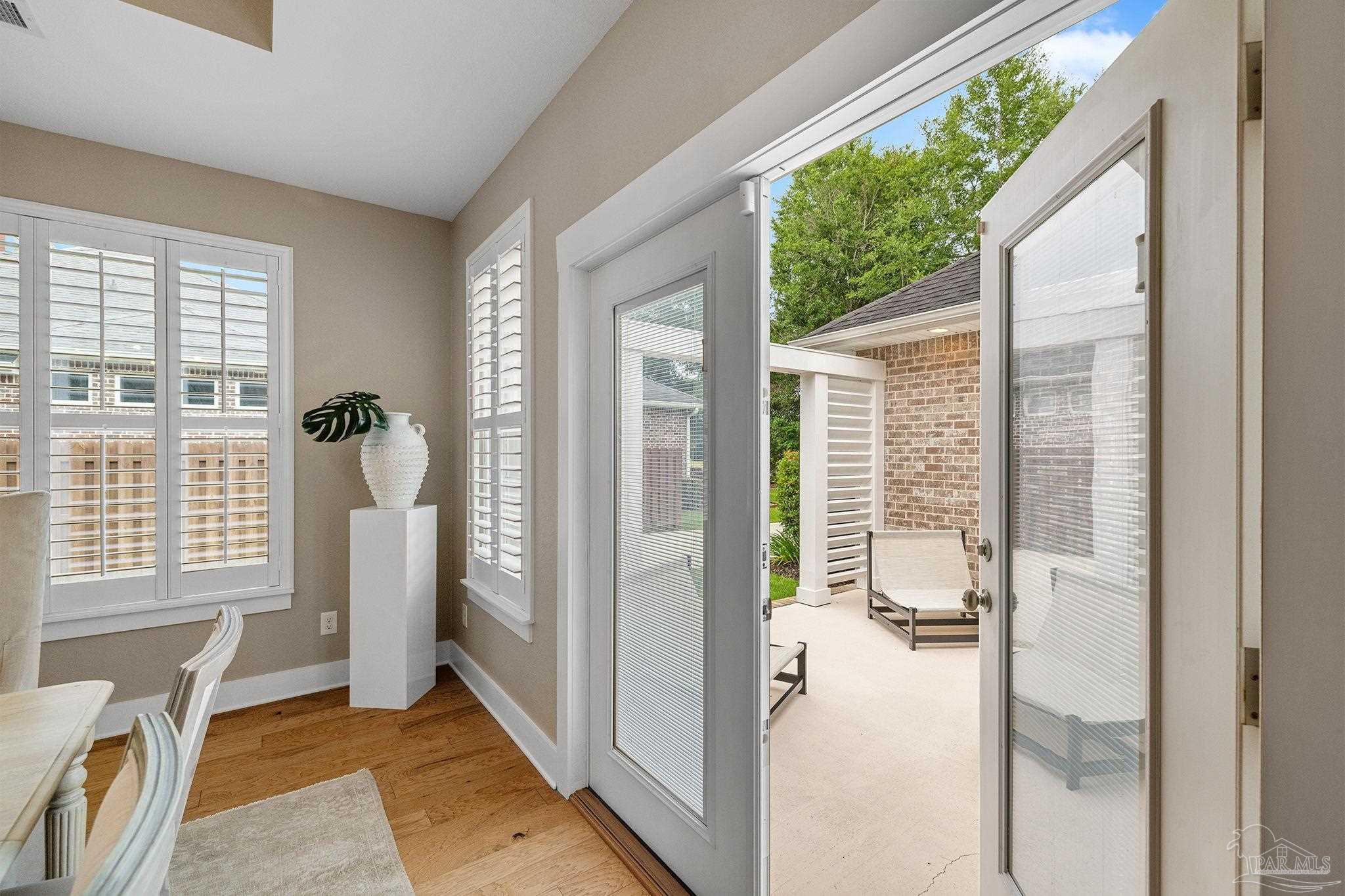 8742 Foxtail Loop