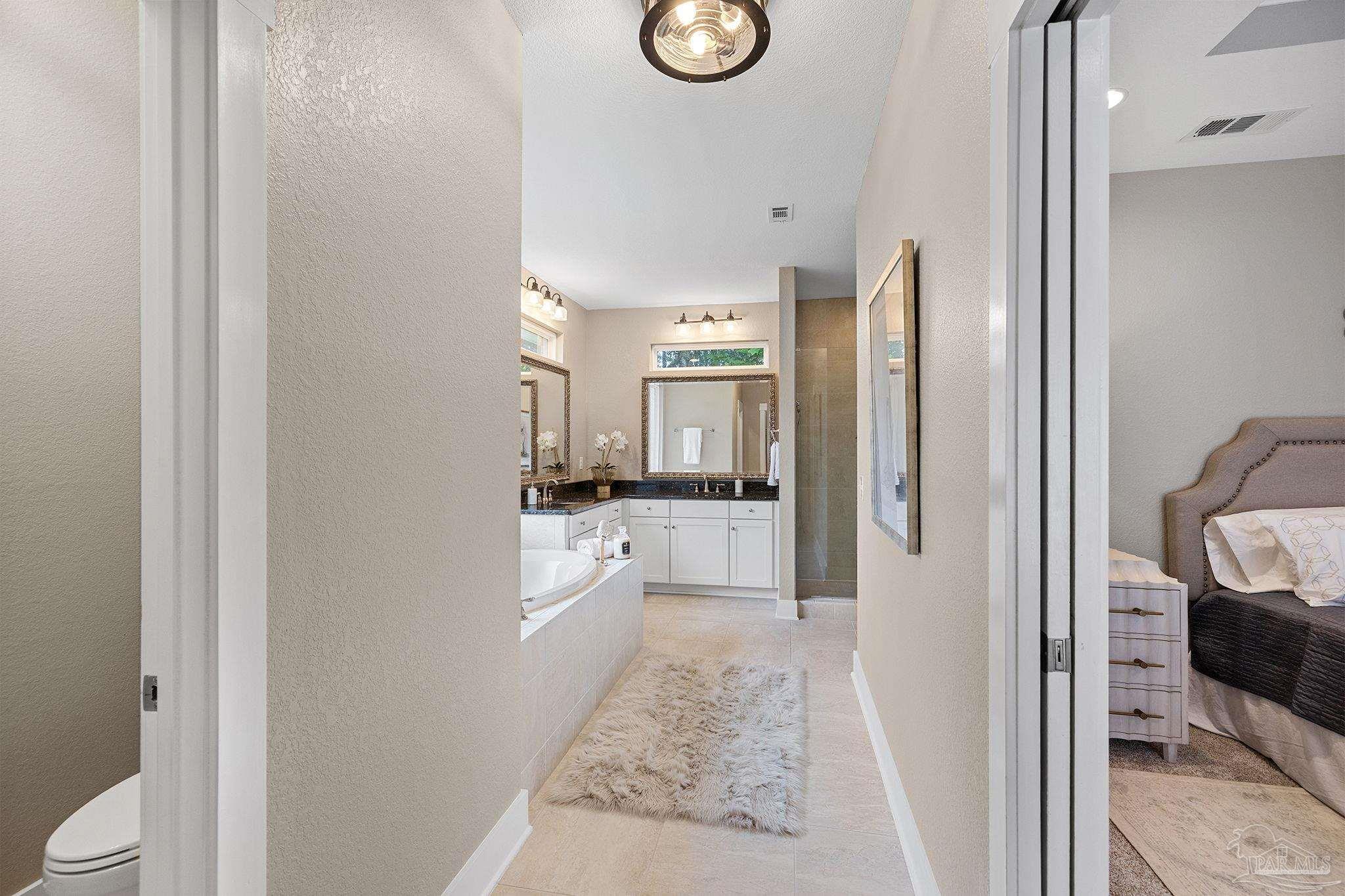 8742 Foxtail Loop