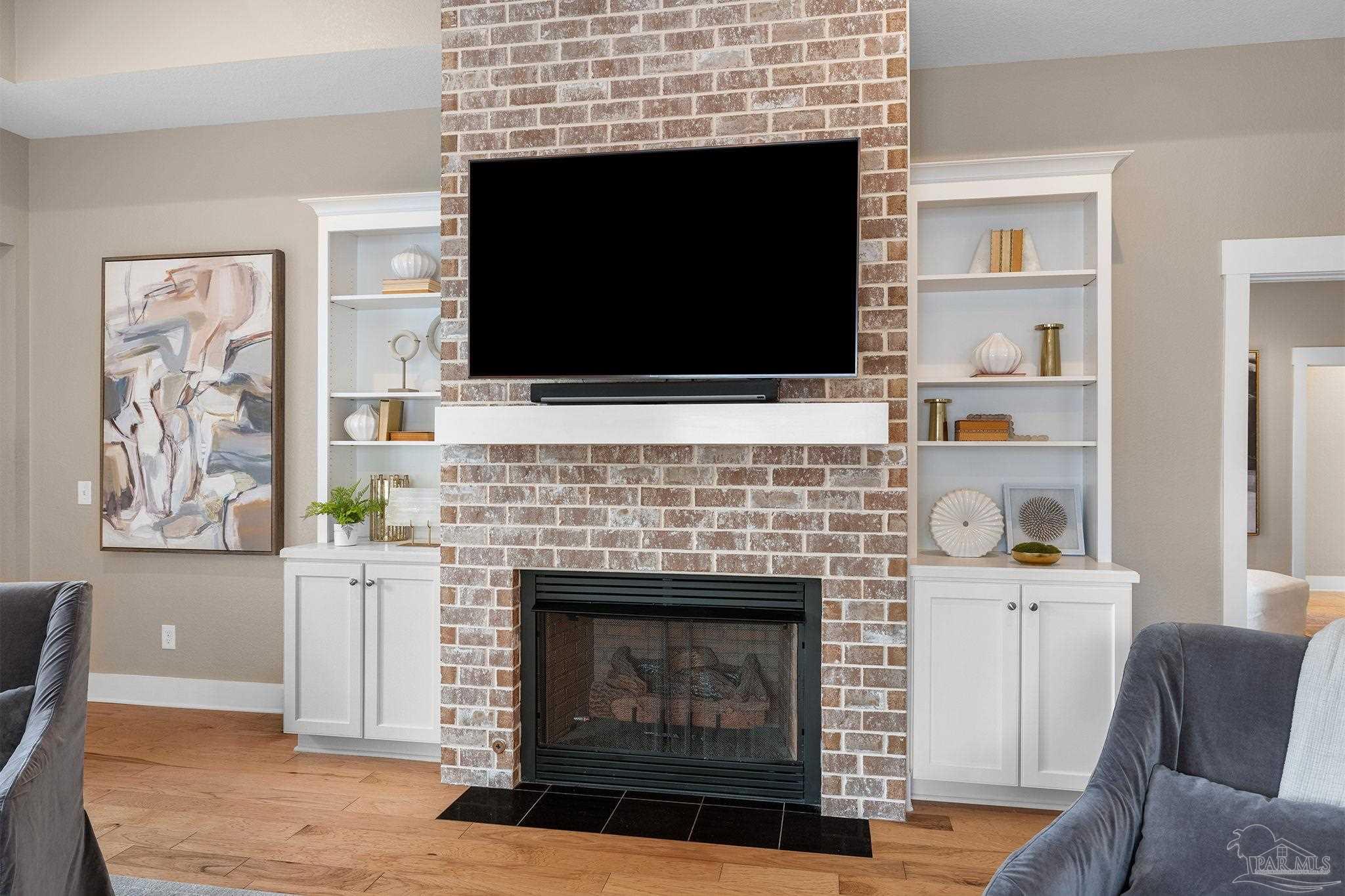 8742 Foxtail Loop