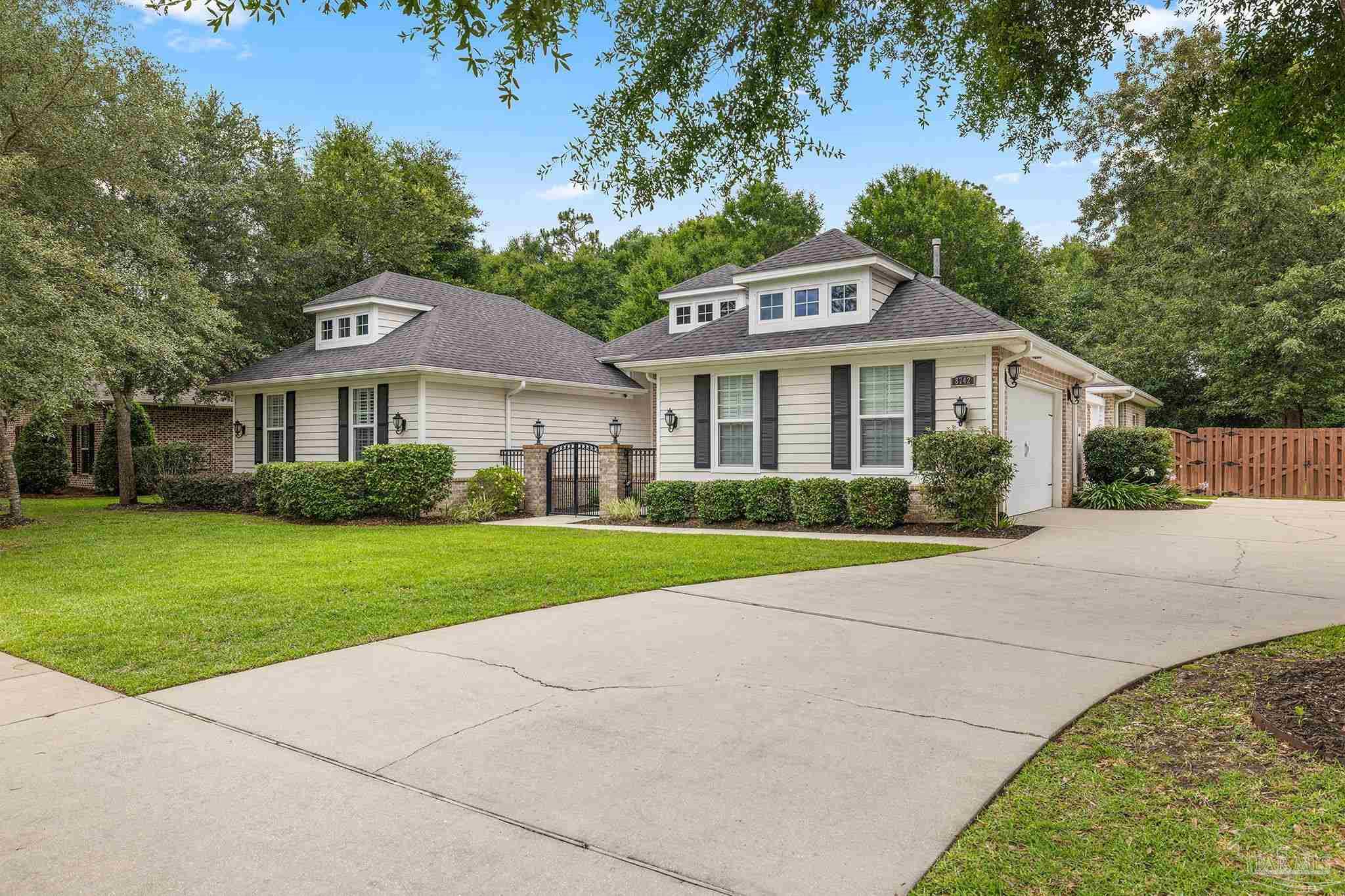 8742 Foxtail Loop