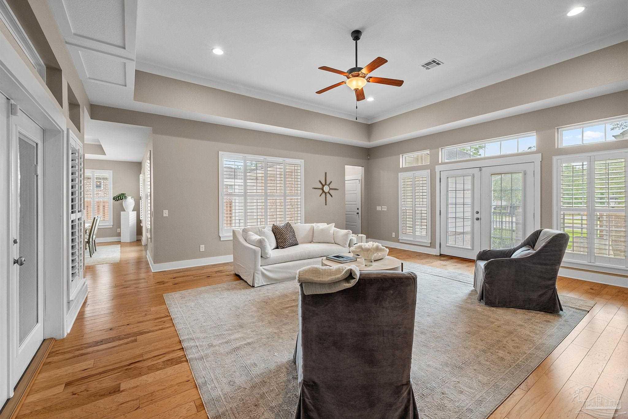 8742 Foxtail Loop