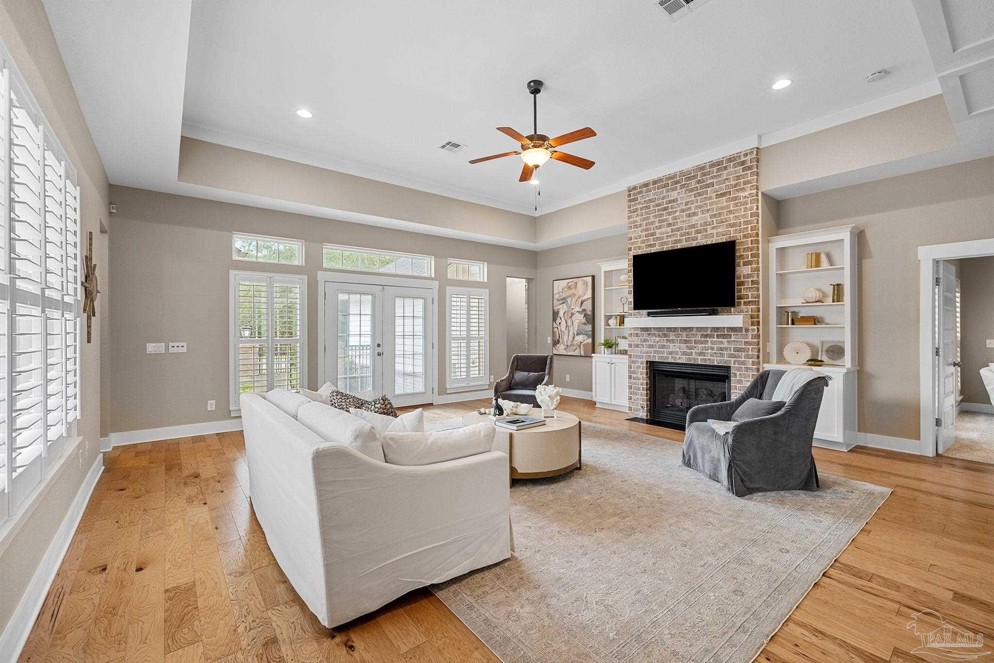 8742 Foxtail Loop
