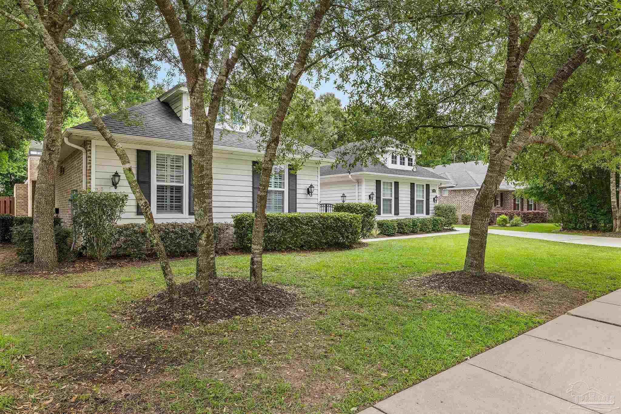 8742 Foxtail Loop