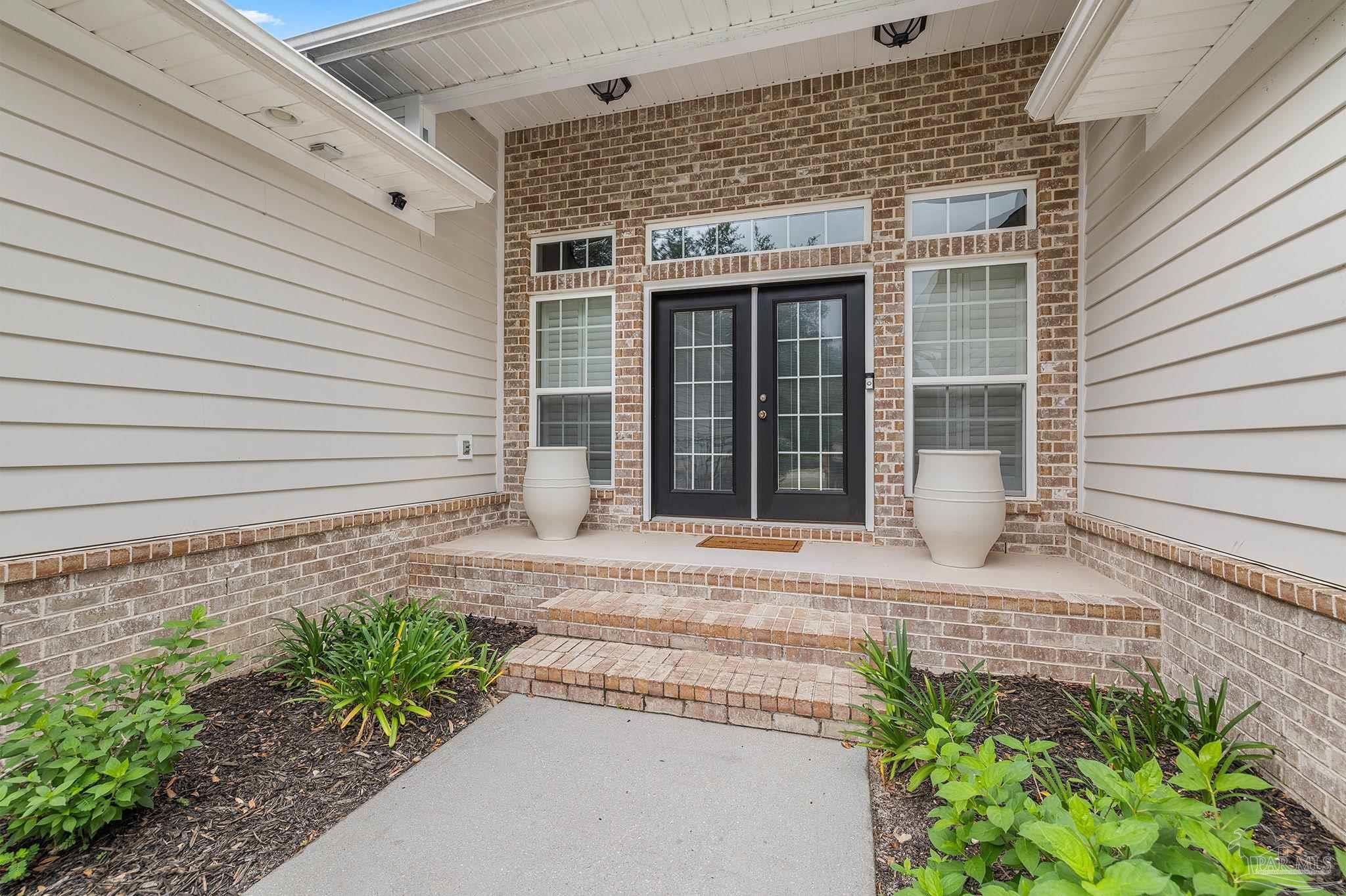 8742 Foxtail Loop