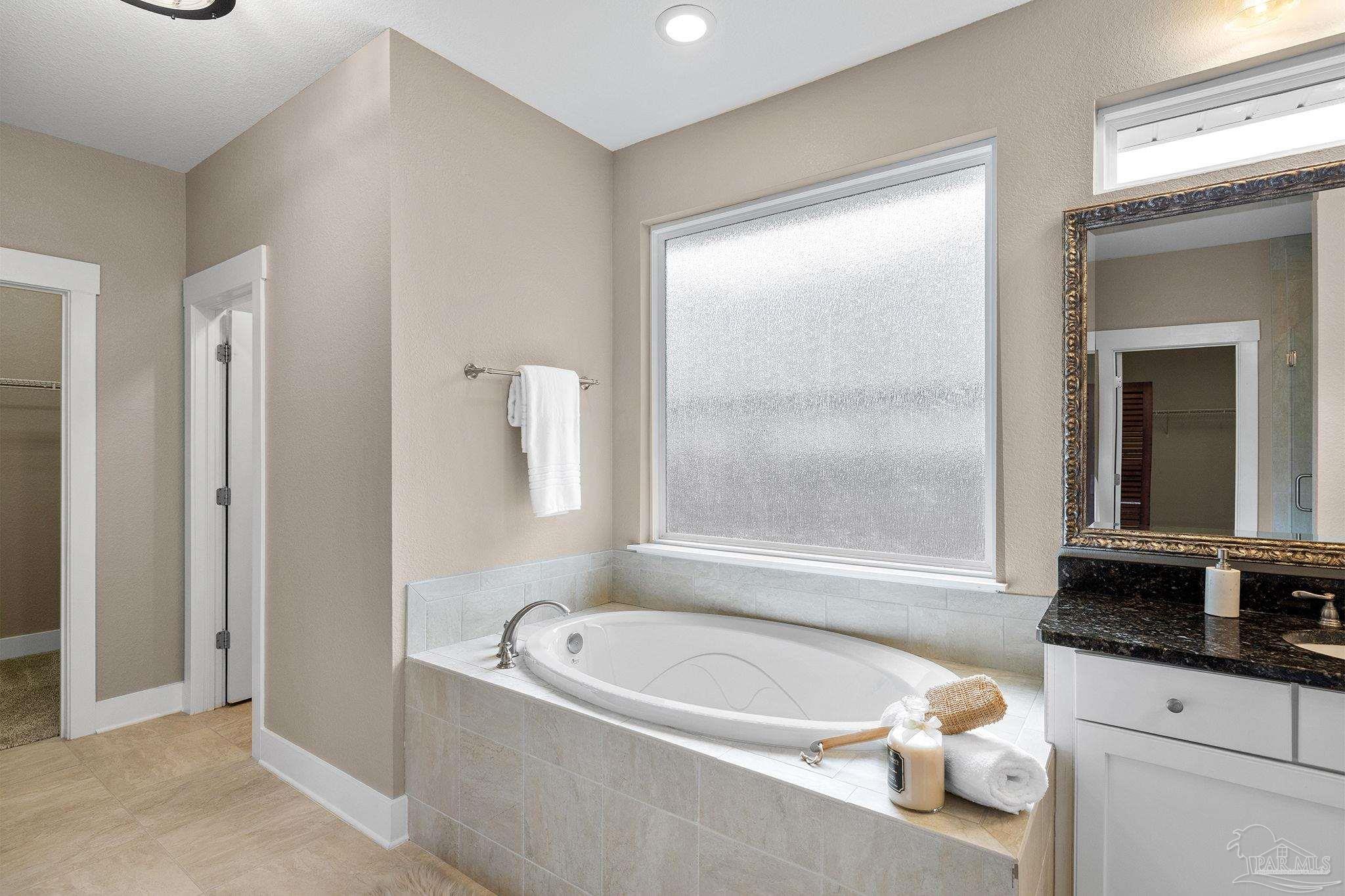 8742 Foxtail Loop