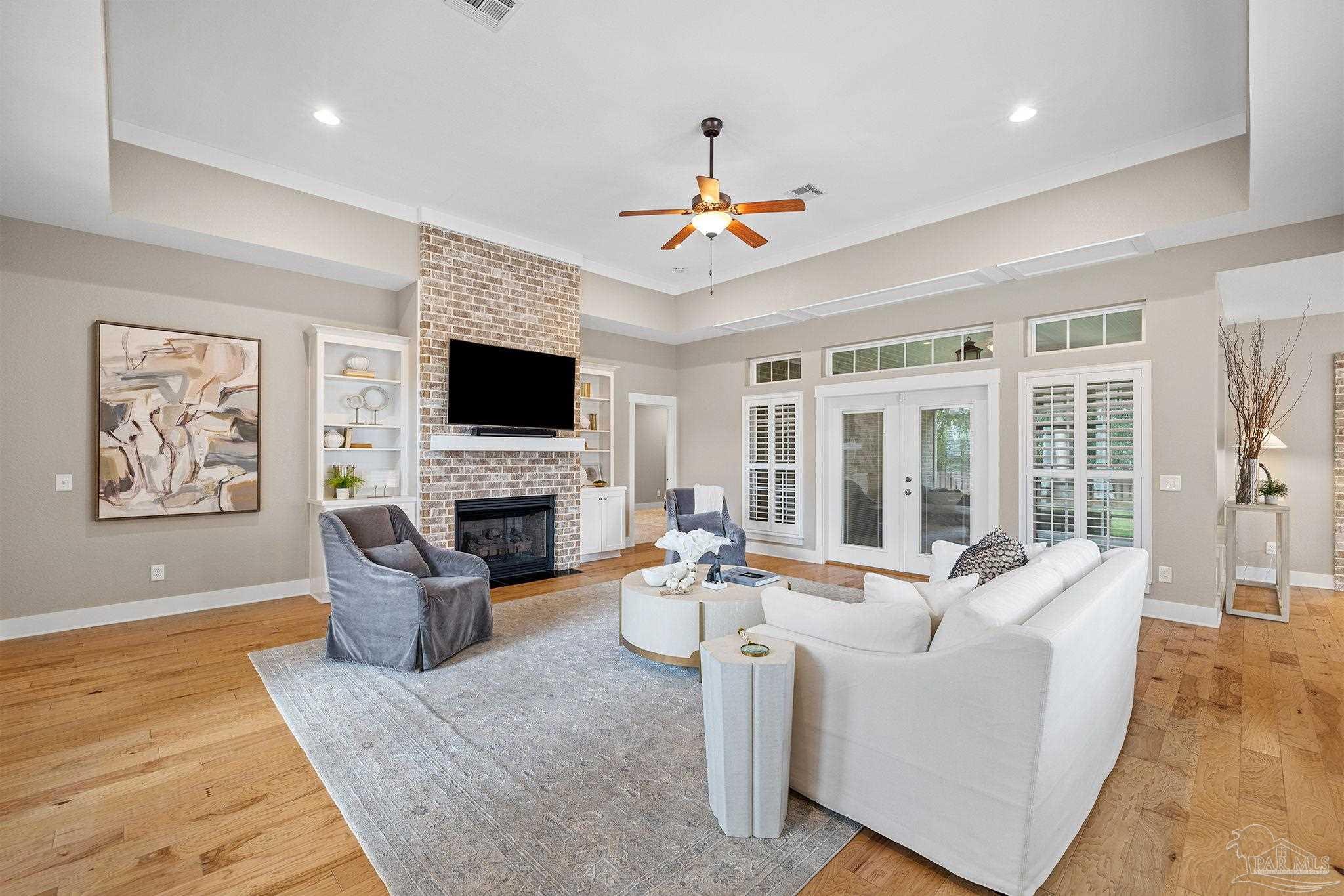 8742 Foxtail Loop
