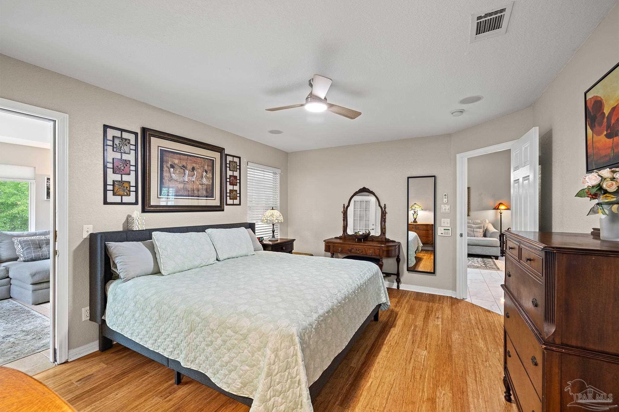 2478 Houston Cir