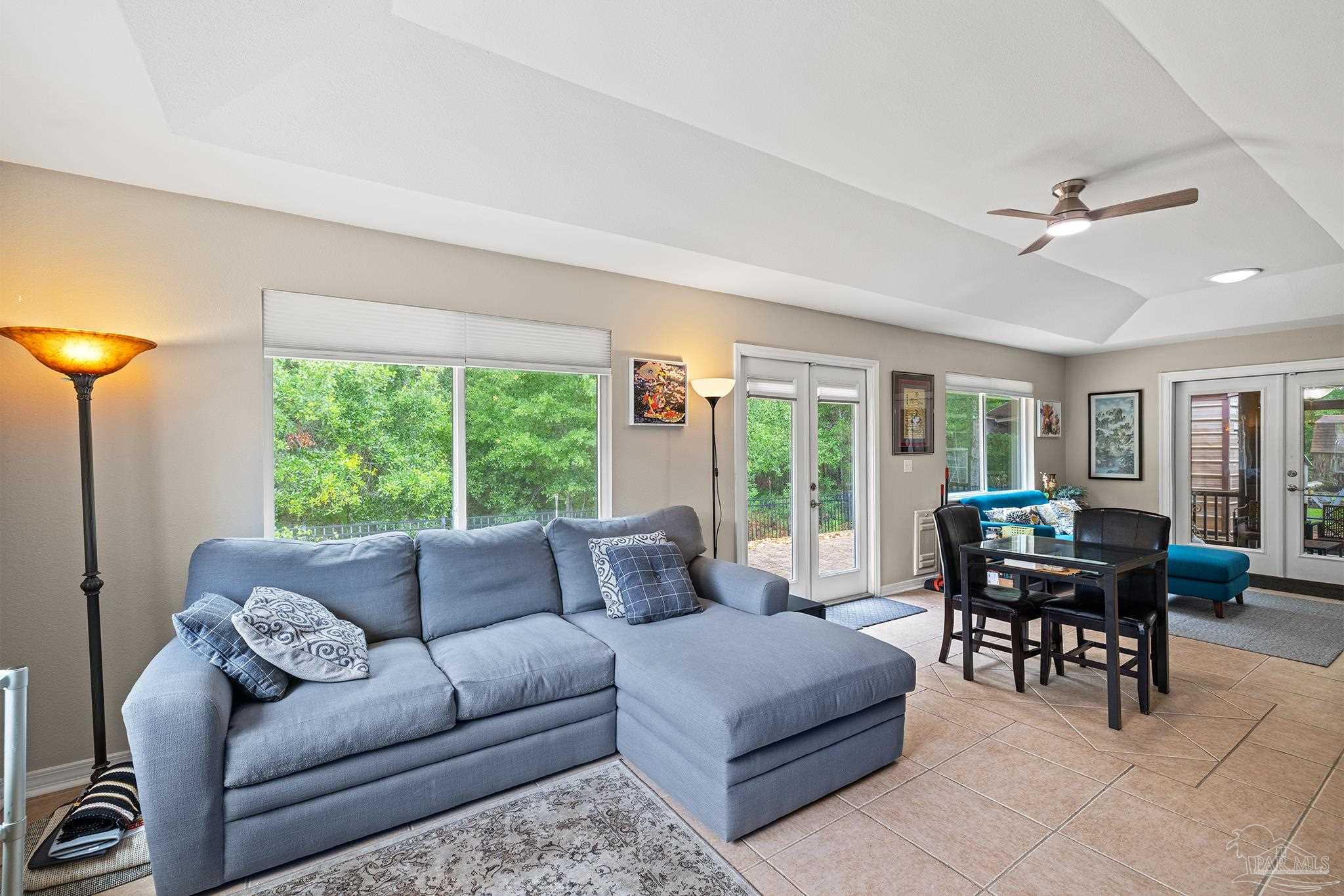 2478 Houston Cir