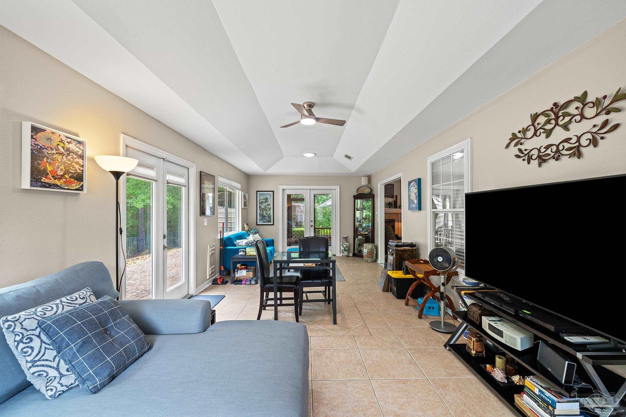 2478 Houston Cir