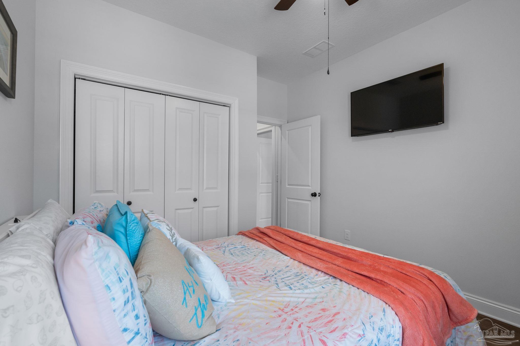 1702 Sound Haven Ct